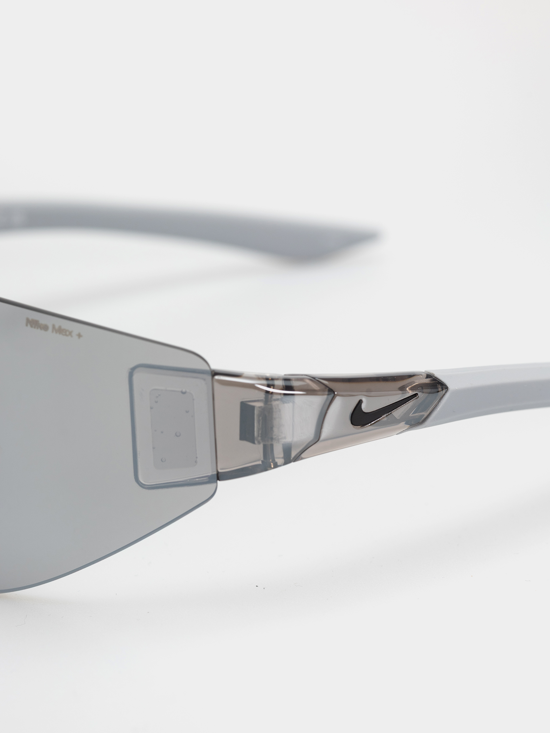 Nike Athena Edge Napszemüvegek (wolf grey/chrome mirror)