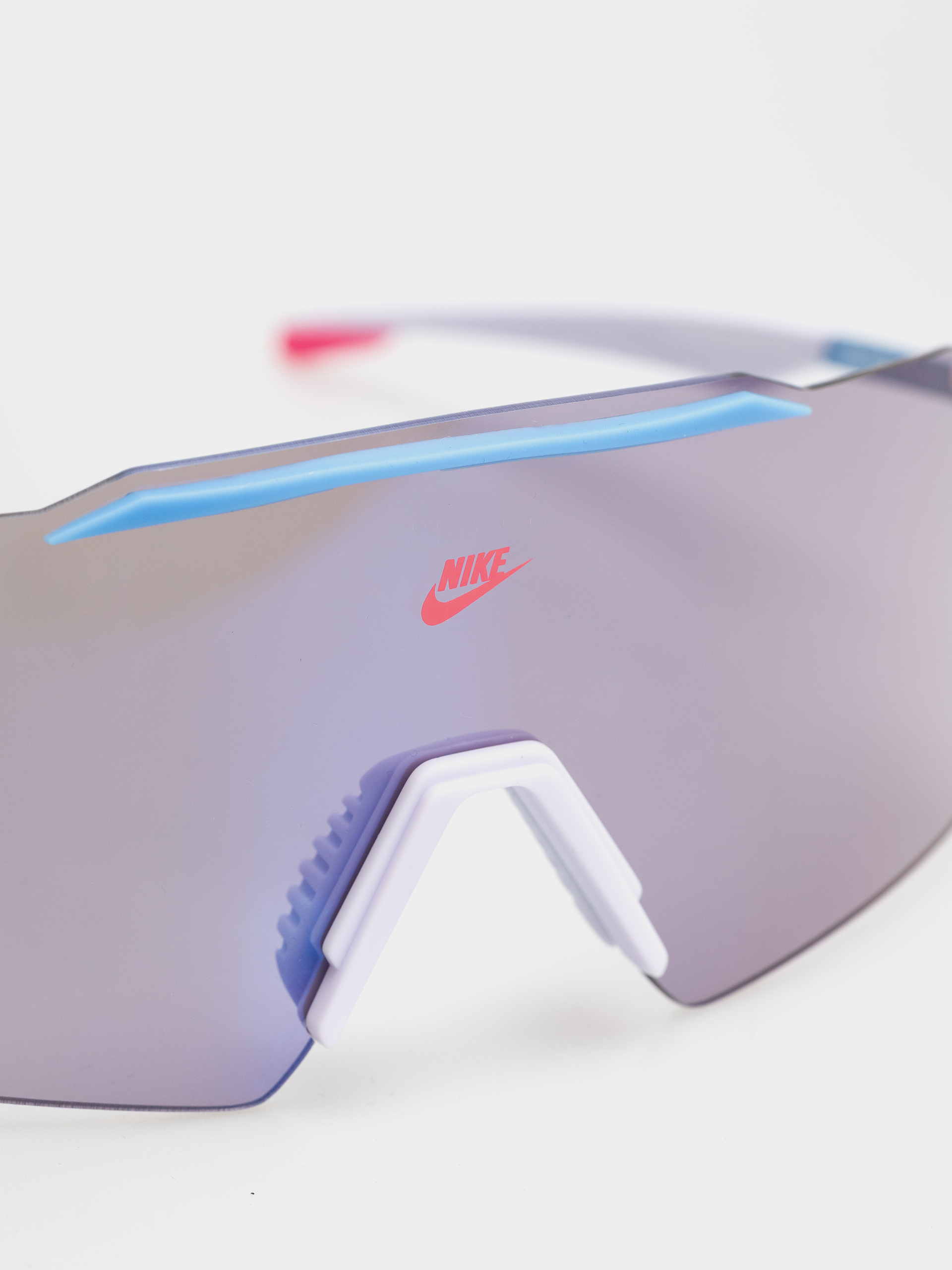 Nike Limitless Shield Napszemüvegek (amethyst tint/blue flash)