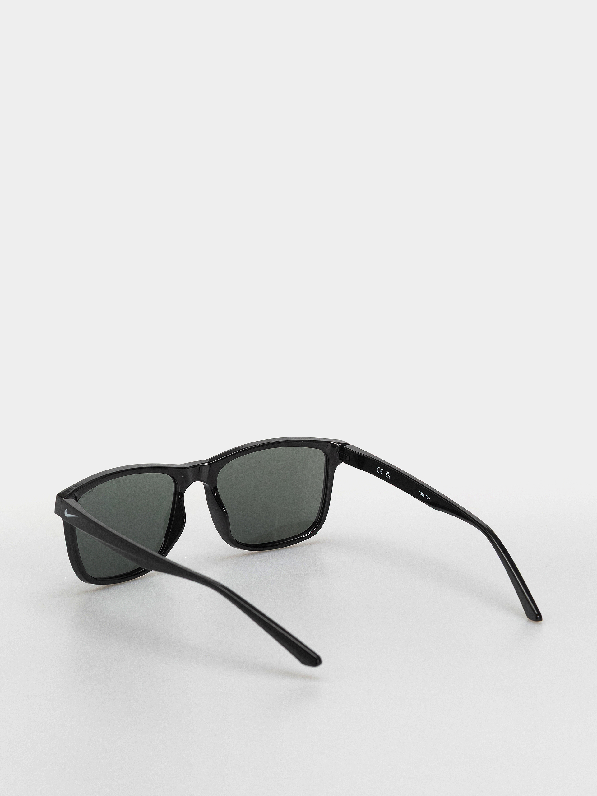 Nike Vital Core P Napszemüvegek (black/polar green)