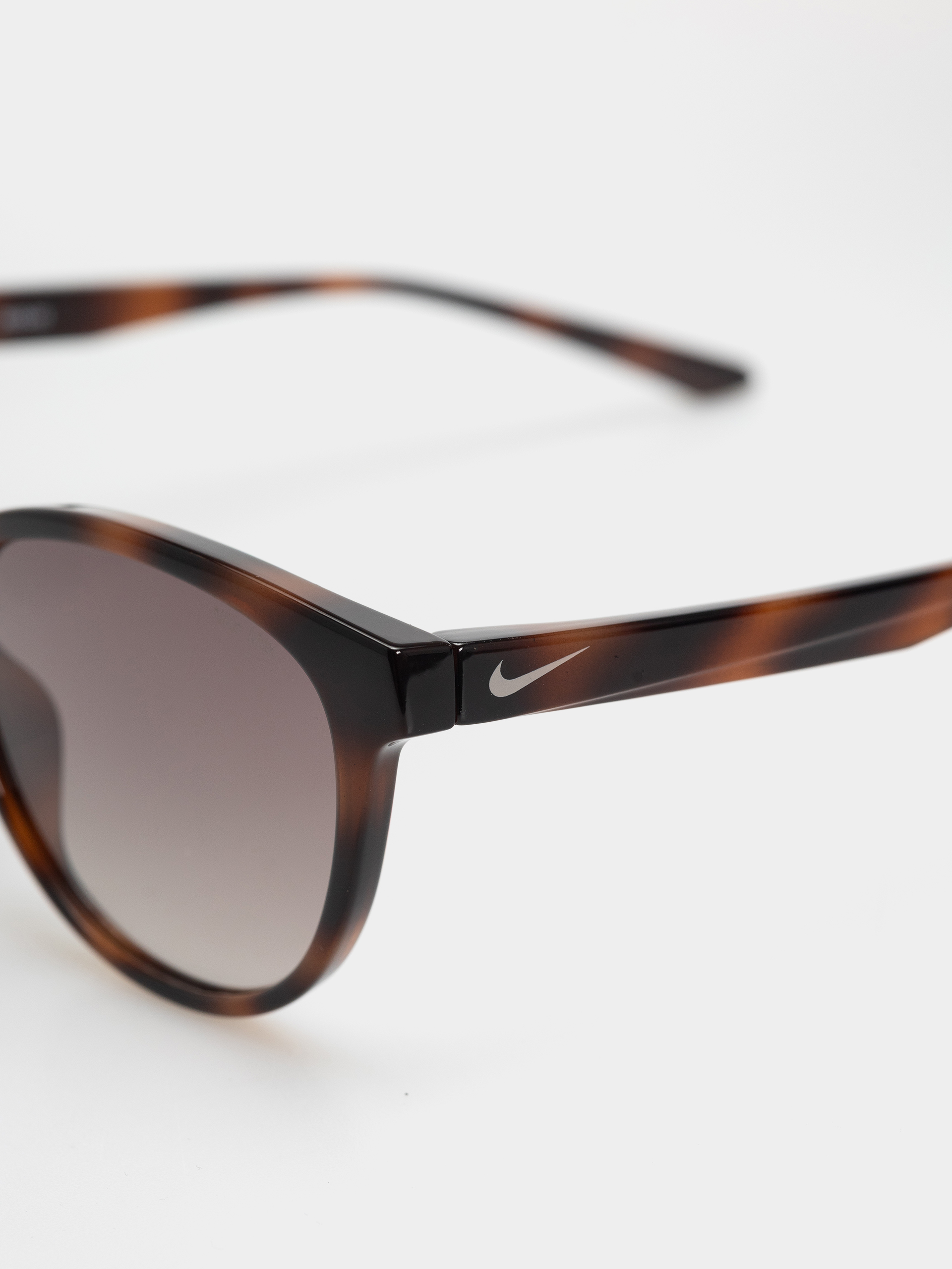 Nike Vital Trend Napszemüvegek (tortoise/brown gradient)