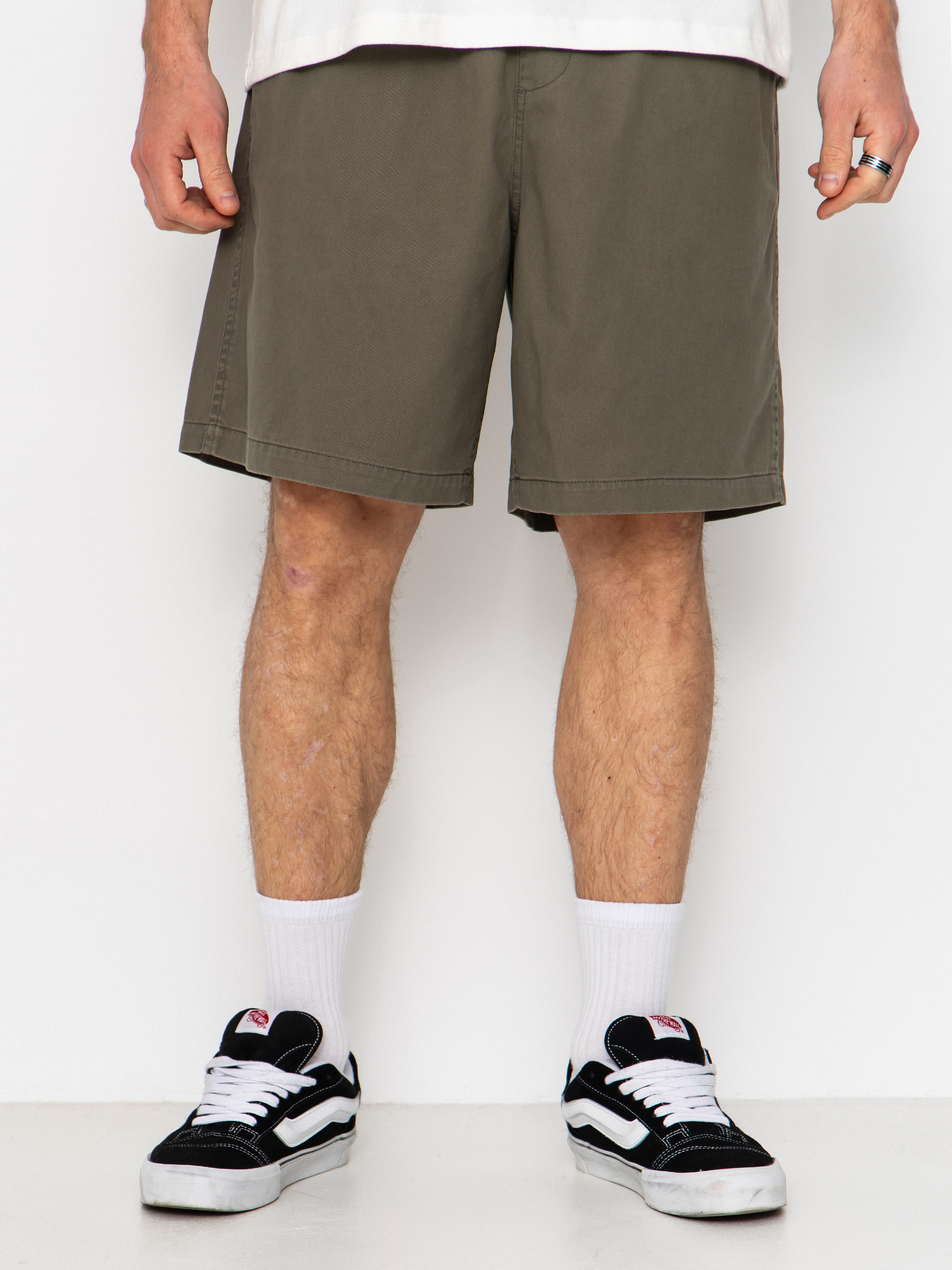 OBEY Theo Easy Rövidnadrág (smokey olive faded wash)