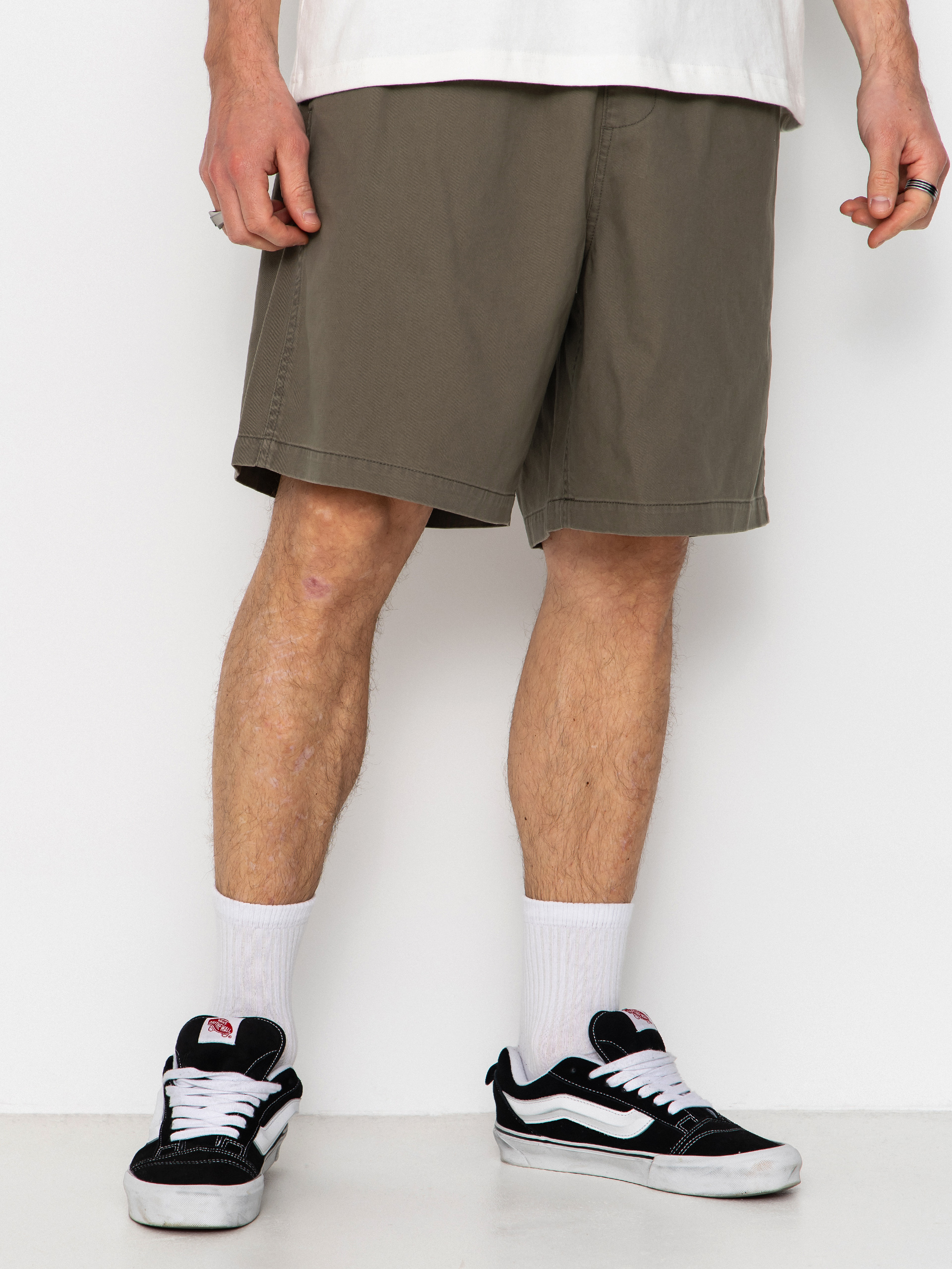 OBEY Theo Easy Rövidnadrág (smokey olive faded wash)