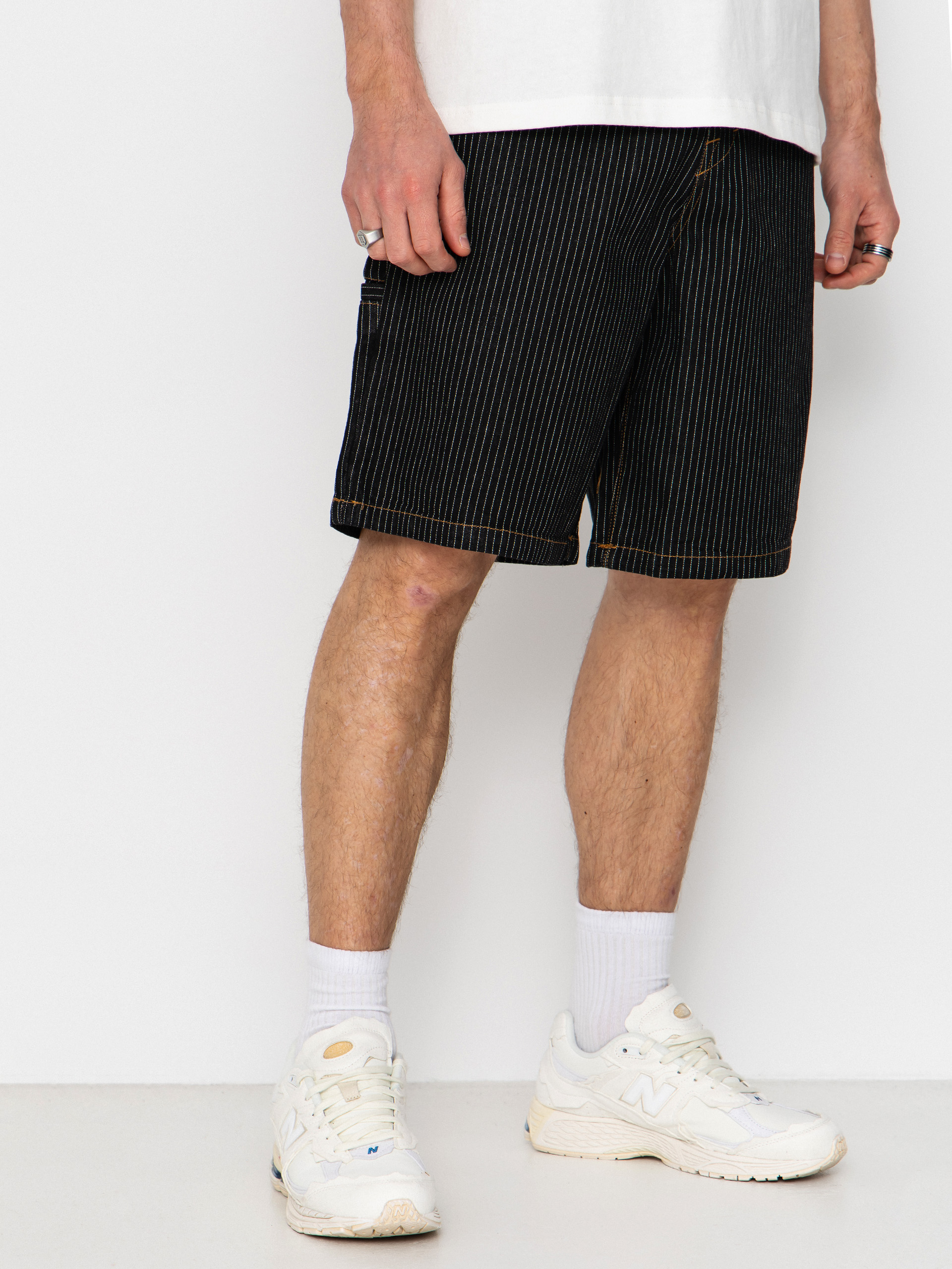 Rövidnadrág Volcom Work Dialed 22 (black stripe)