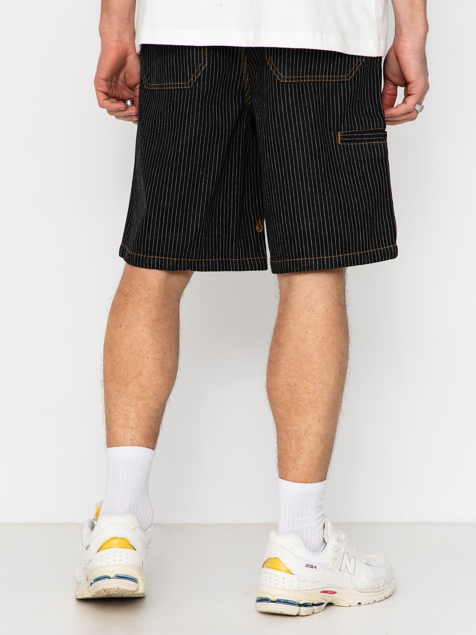 Rövidnadrág Volcom Work Dialed 22 (black stripe)