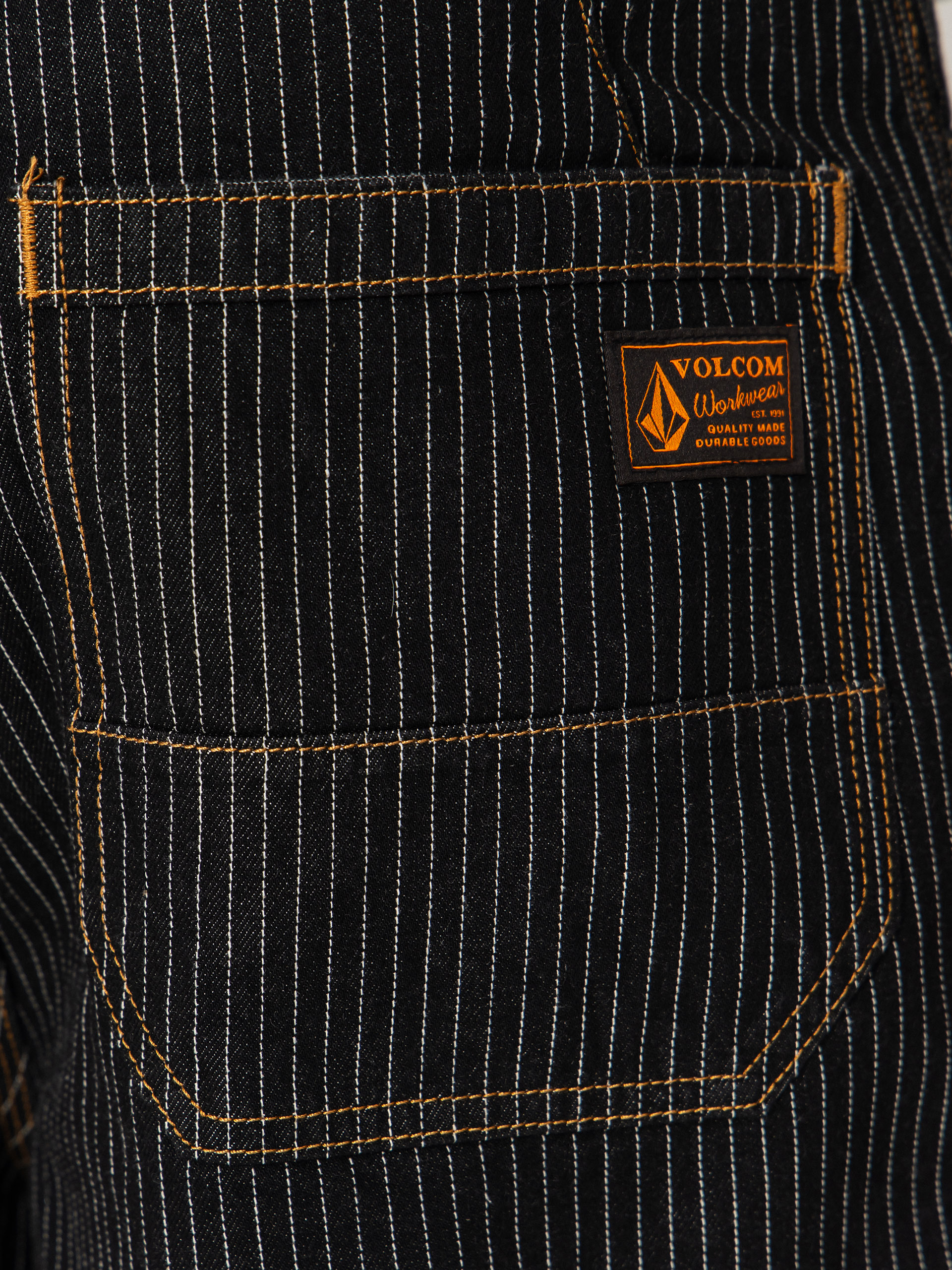 Rövidnadrág Volcom Work Dialed 22 (black stripe)