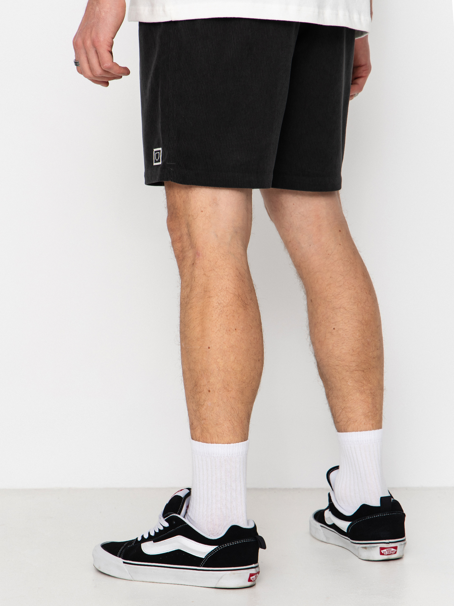 Brixton Everyday Corduroy Rövidnadrág (vintage black)