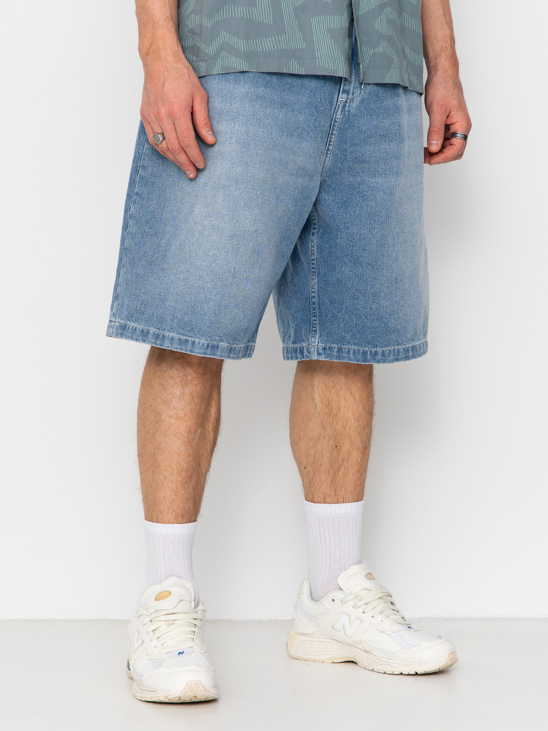 Rövidnadrág Carhartt WIP Brandon (blue light true washed)