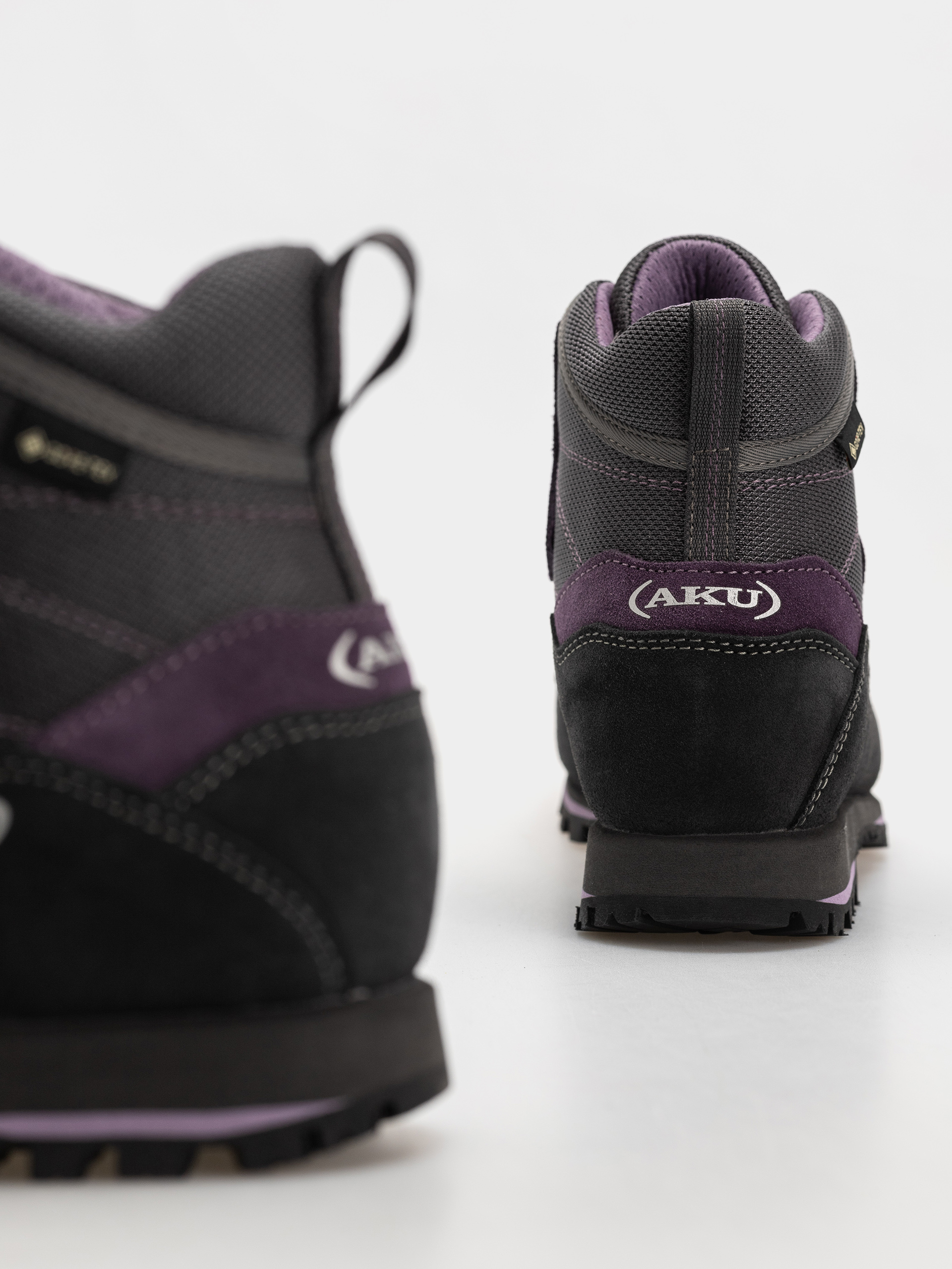 Cipők AKU Trekker Lite III GTX Wmn (anthracite/violet)