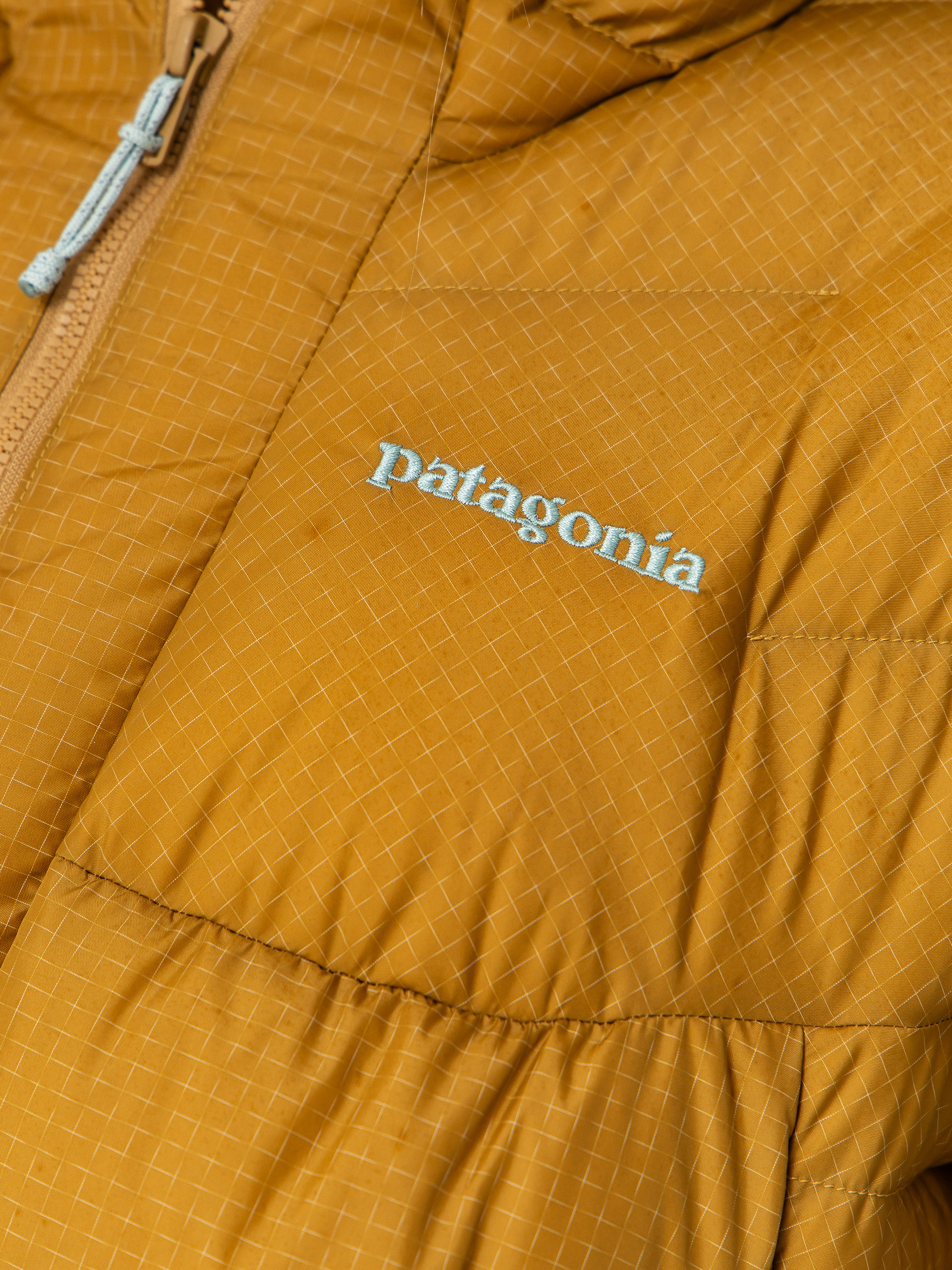 Patagonia Durable Down Parka Dzseki Wmn (bobcat brown)