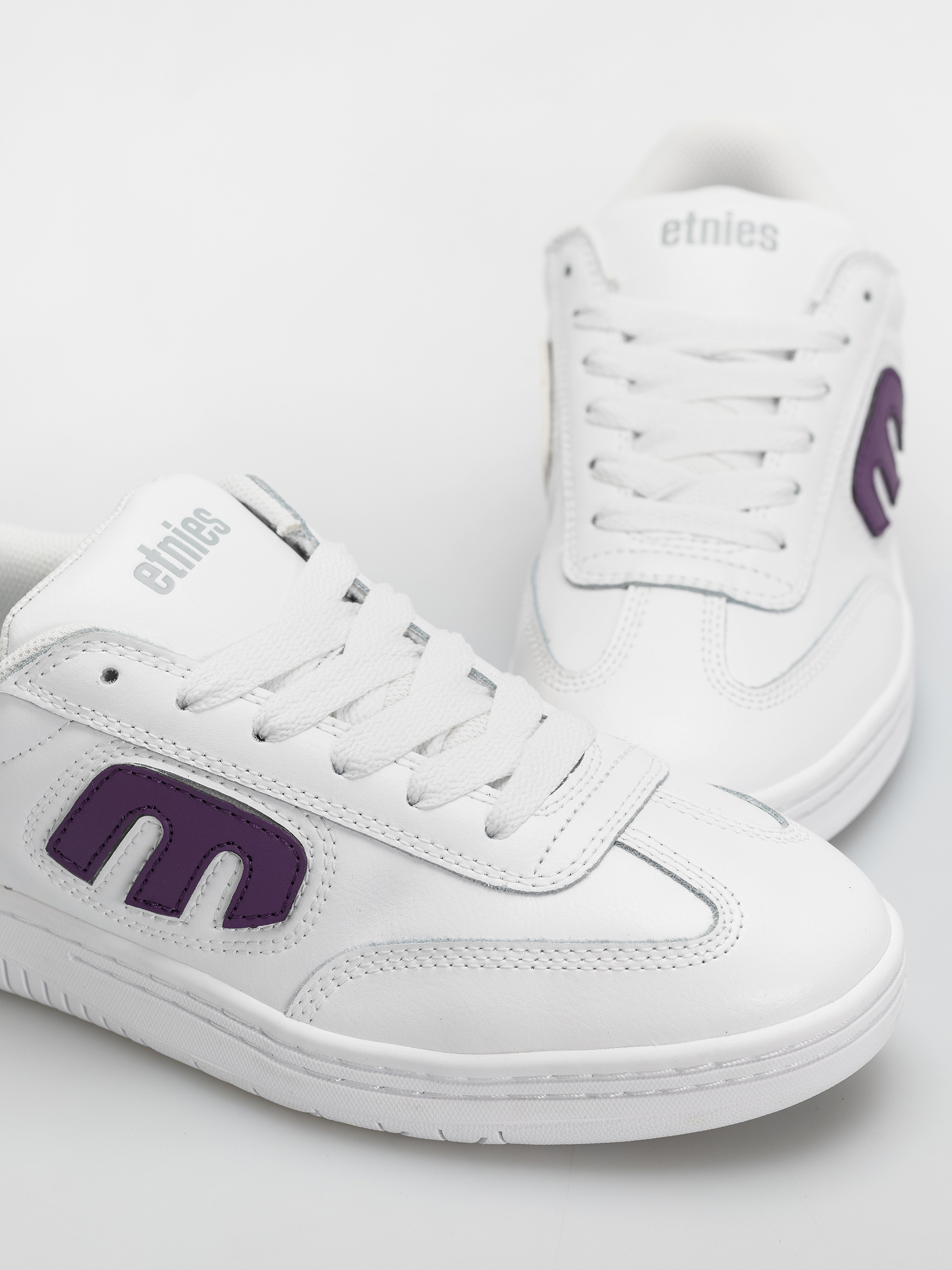Cipők Etnies Locut (white)