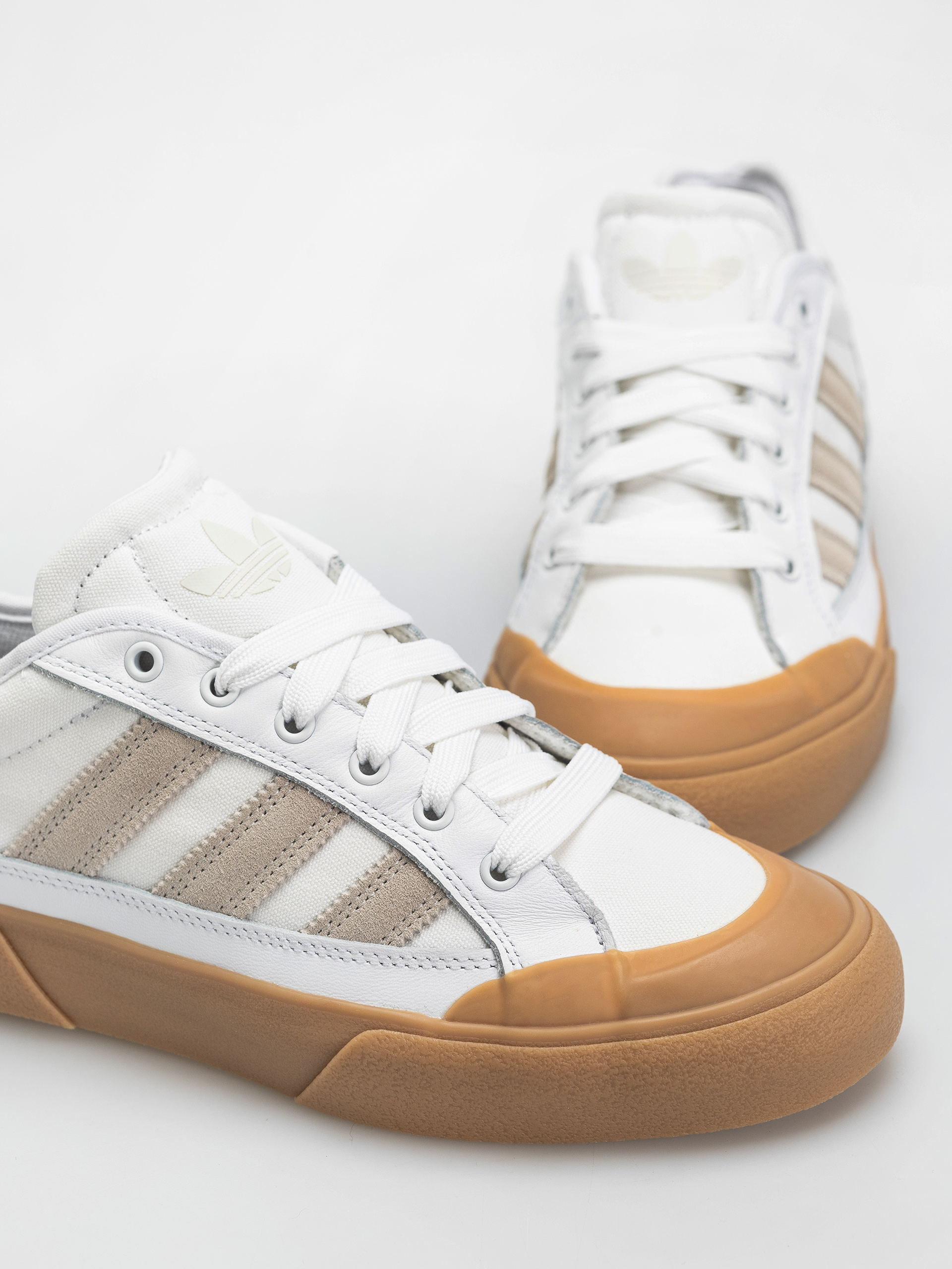 Cipők adidas Court Tns Premiere (ftwwht/crywht/gum4)