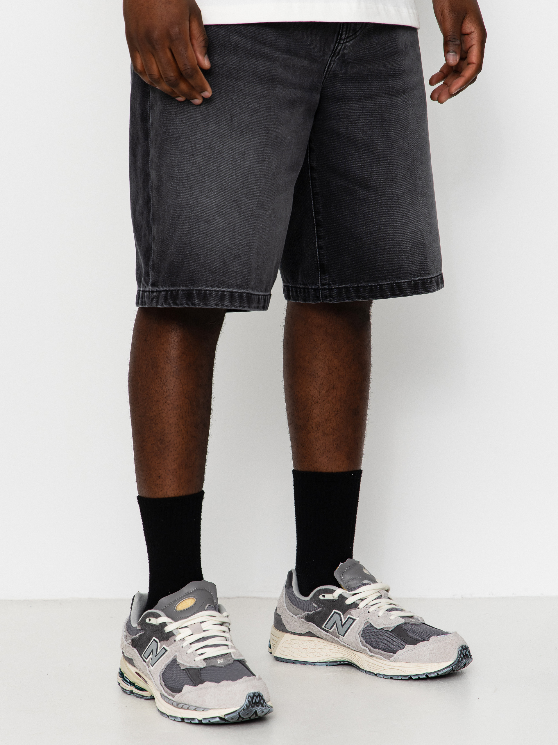 Carhartt WIP Landon Rövidnadrág (black worn bleached)
