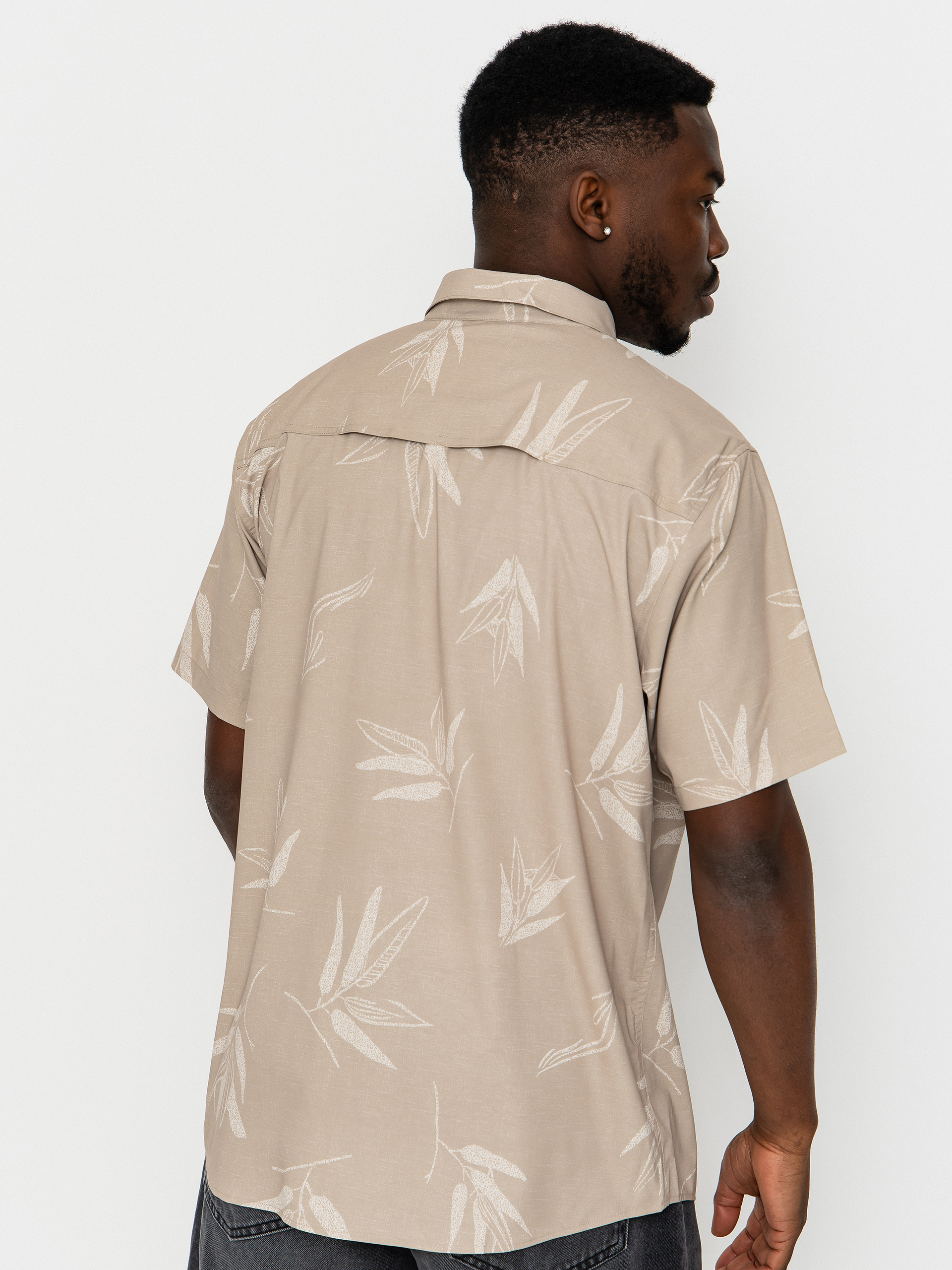 Ing Salty Crew Flagship Uv Button Up (dark khaki)