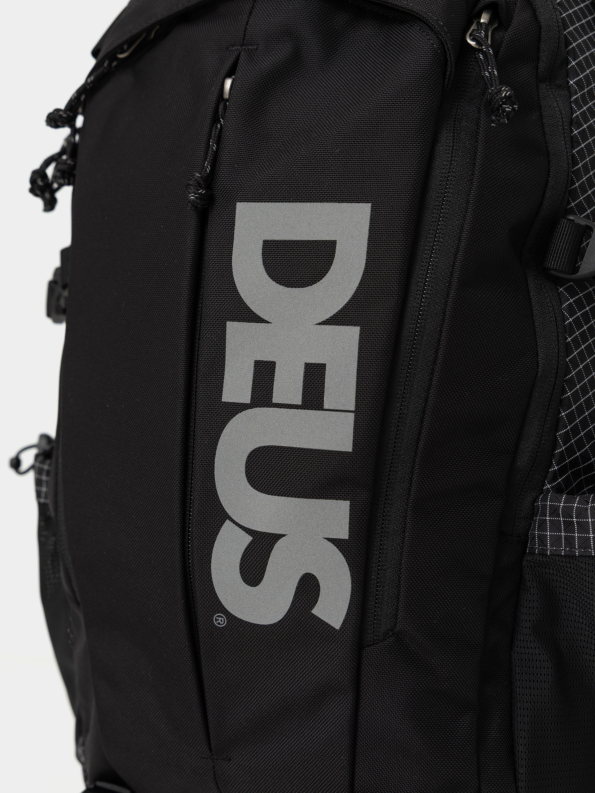 Hátizsák Deus Ex Machina Field (black)