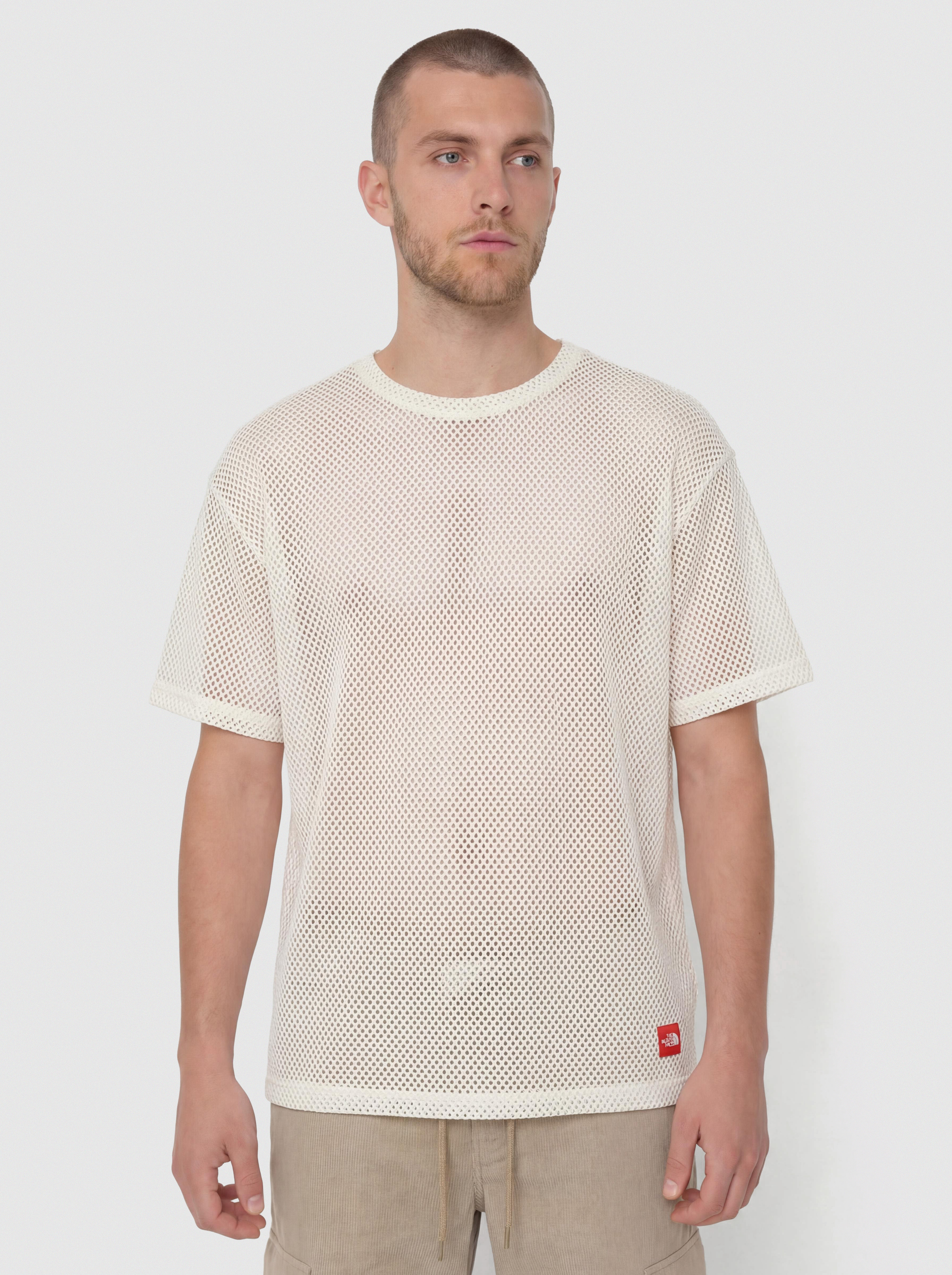 The North Face Tnf Red Box Mesh Póló (white dune)