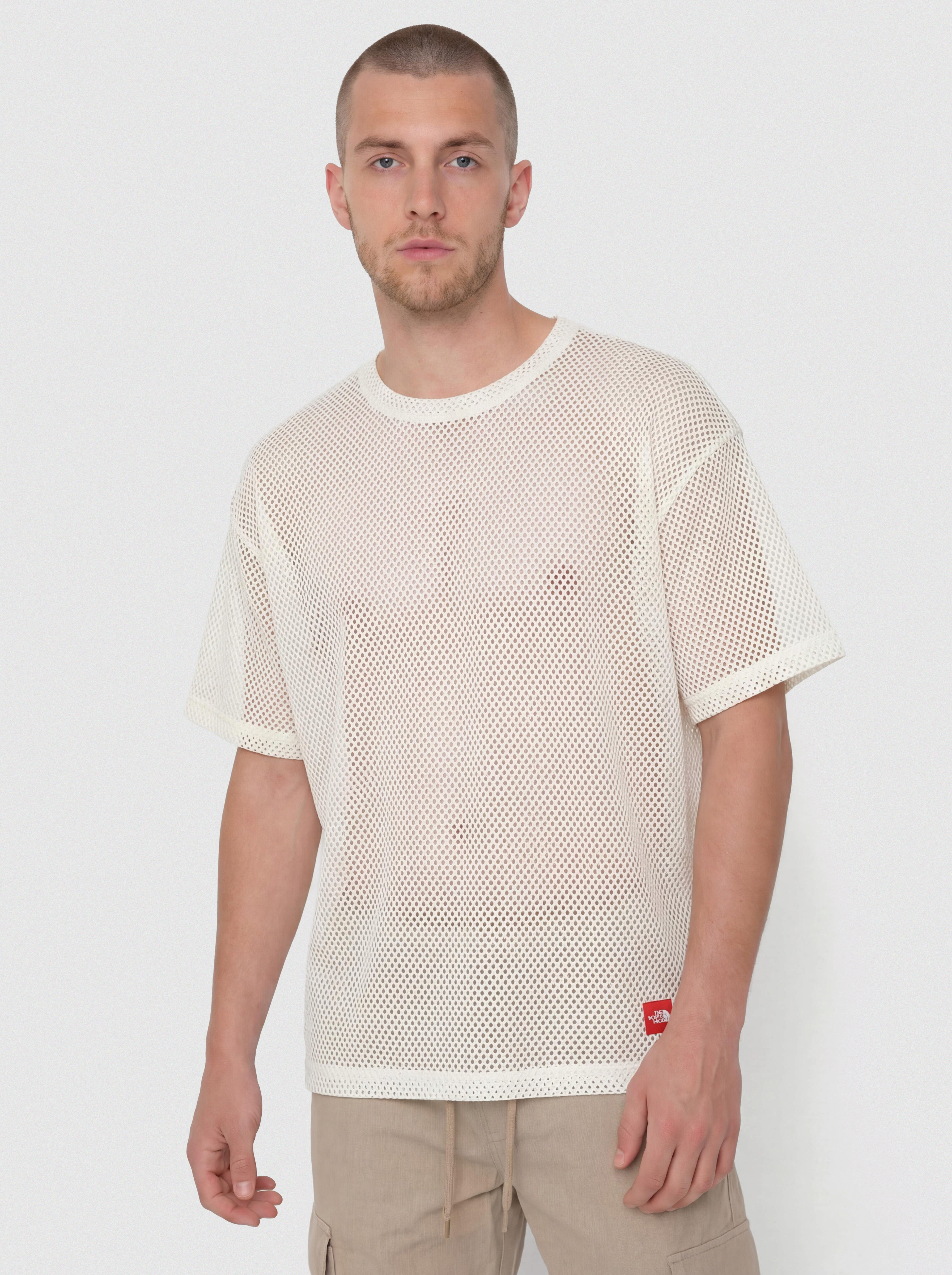 The North Face Tnf Red Box Mesh Póló (white dune)