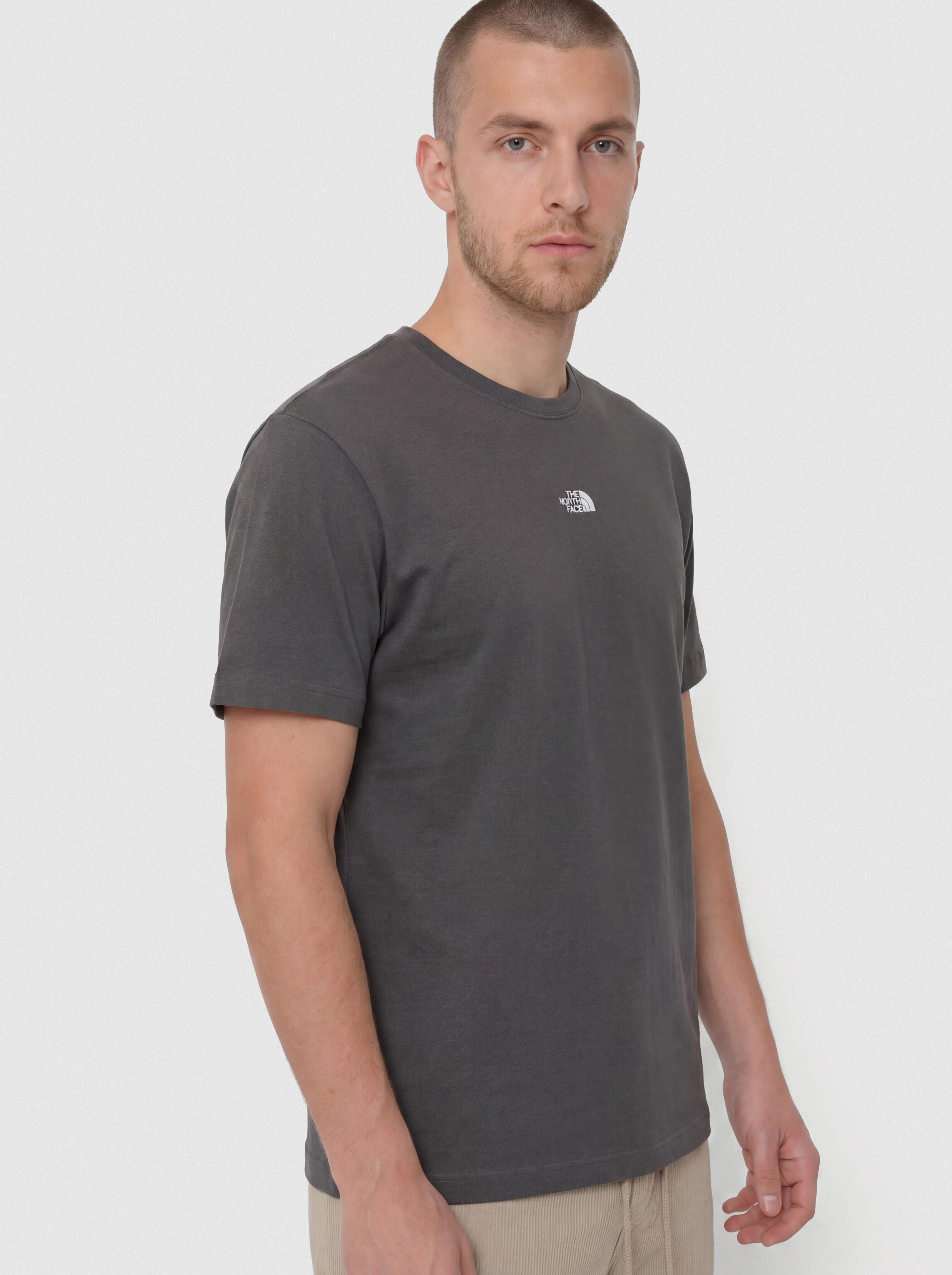 Póló The North Face Essential Center Logo Relaxed (anthracite grey)