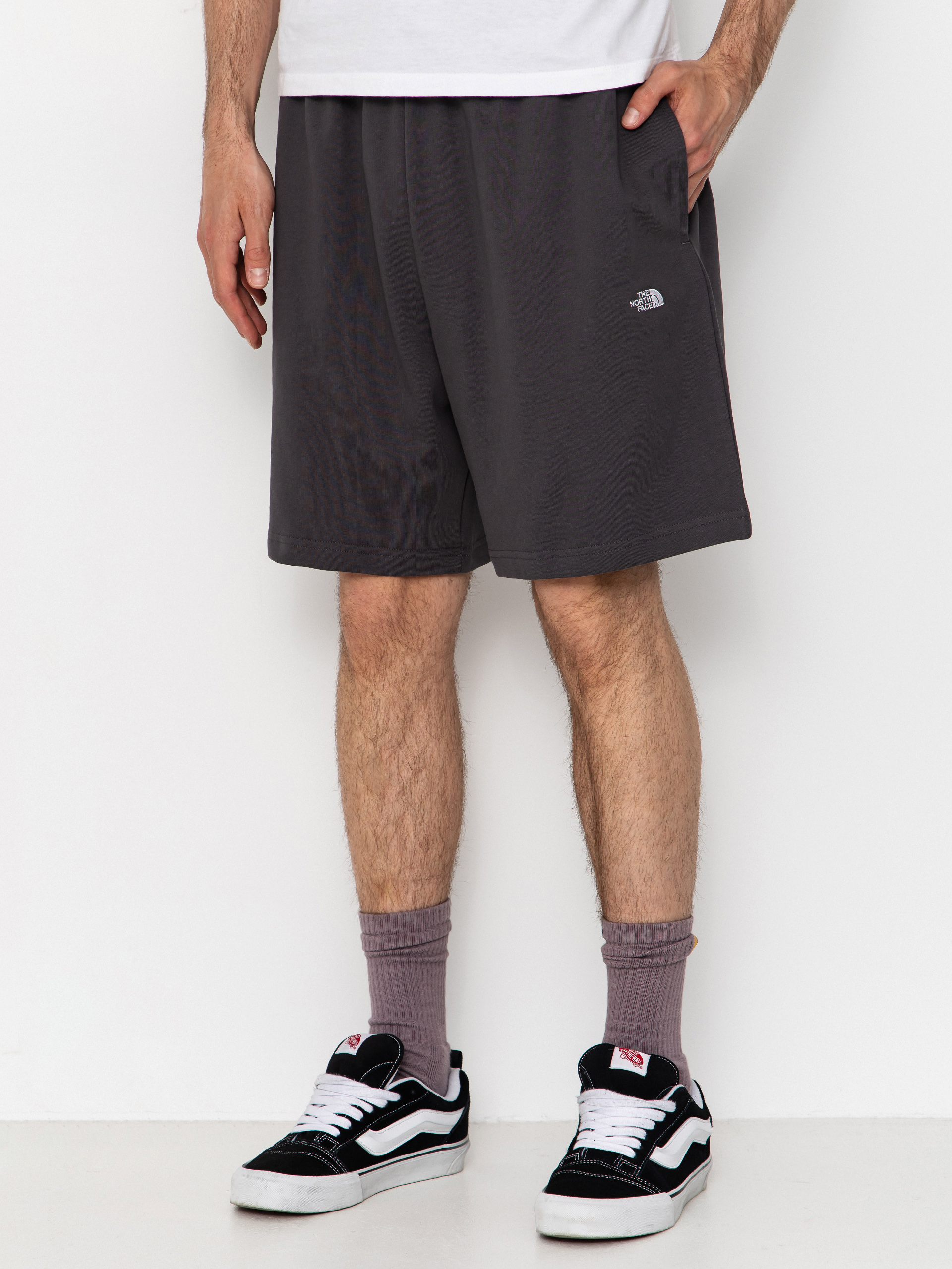 The North Face Essential Light Relaxed Rövidnadrág (anthracite grey)