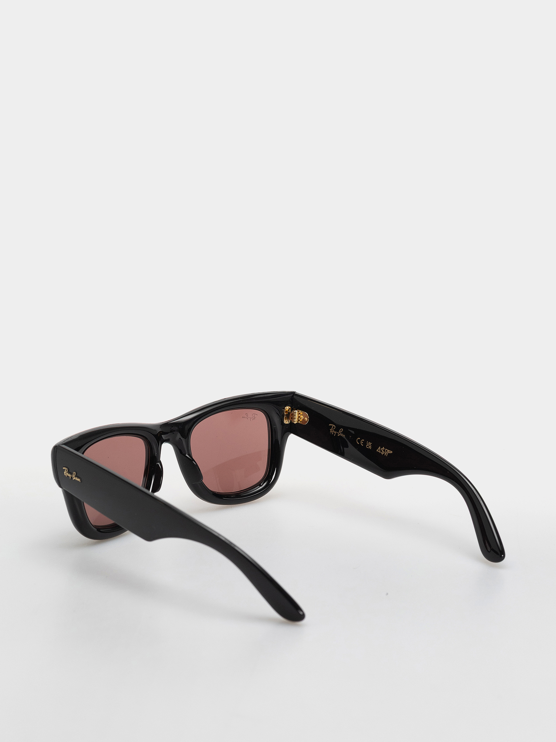Ray-Ban Wayfarer Puffer Napszemüvegek (polerowany czarny/ciemnofioletowe)