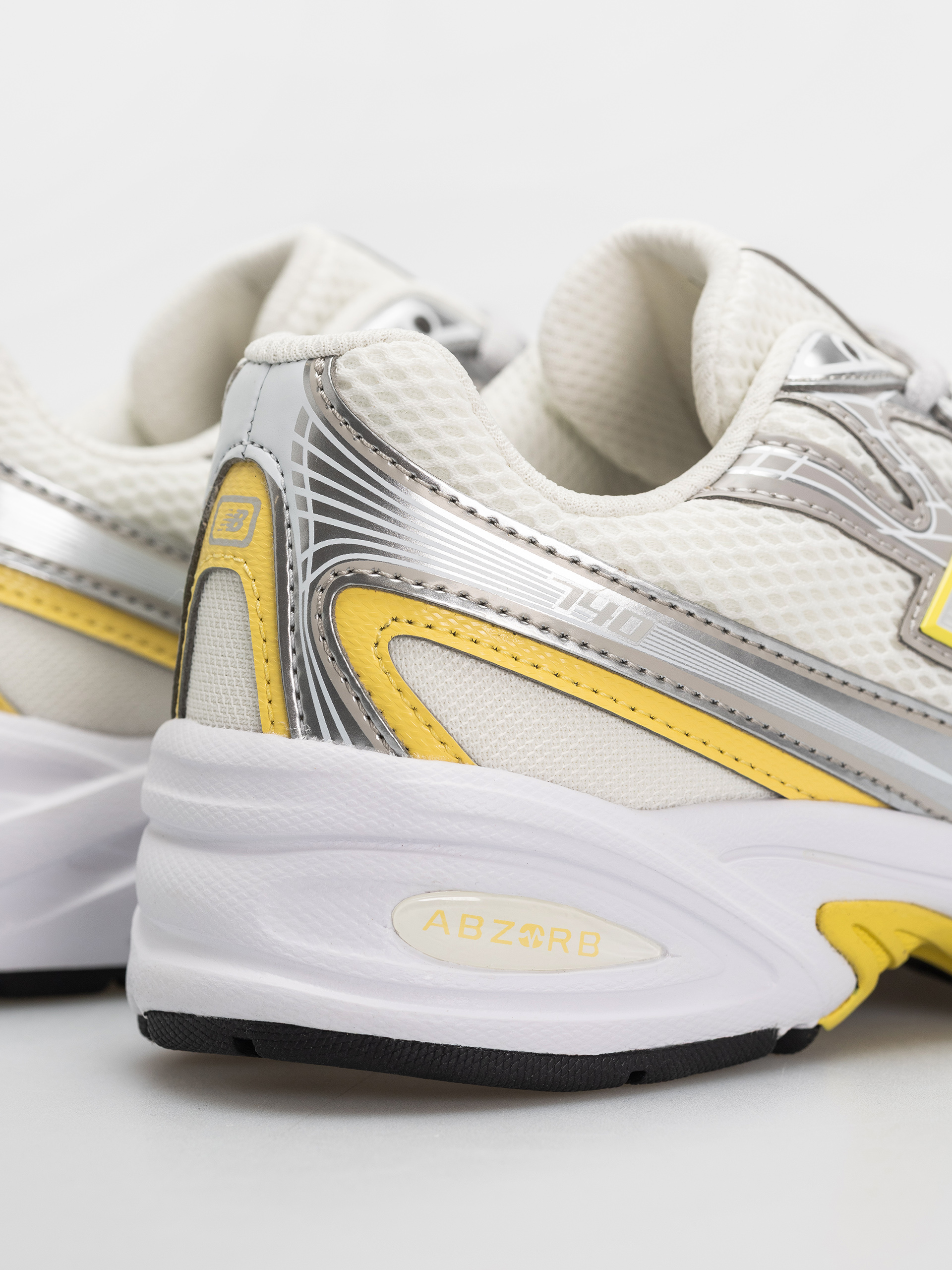 New Balance 740 JR Cipők (silver metallic/star burst)