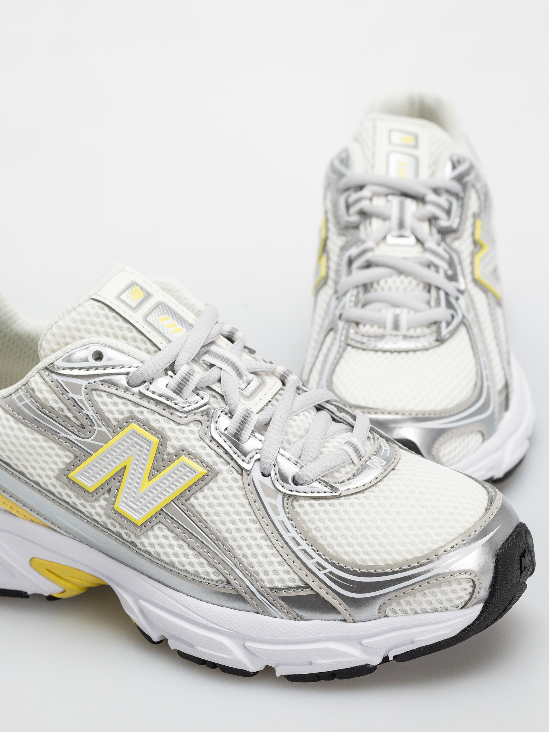 New Balance 740 JR Cipők (silver metallic/star burst)