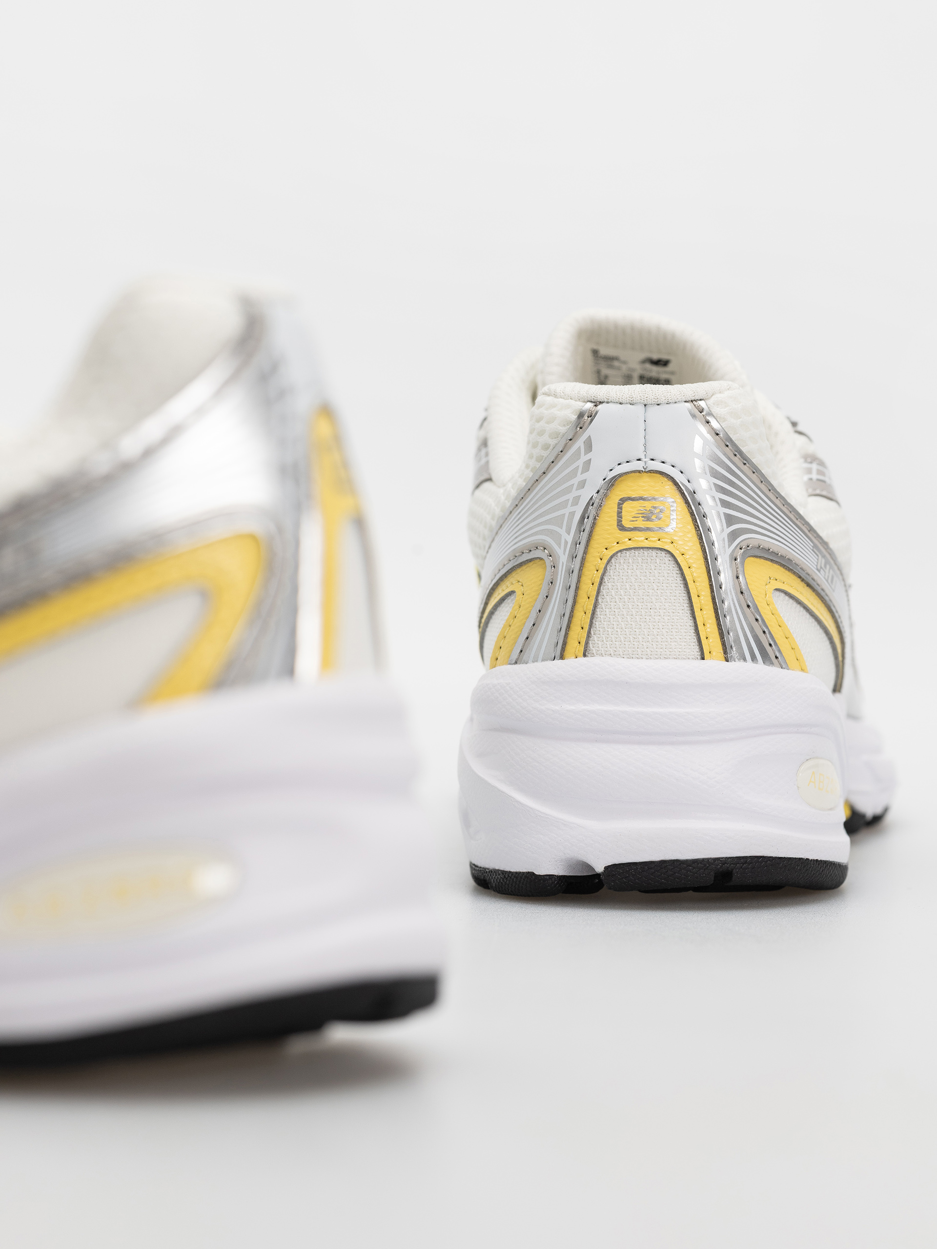 New Balance 740 JR Cipők (silver metallic/star burst)