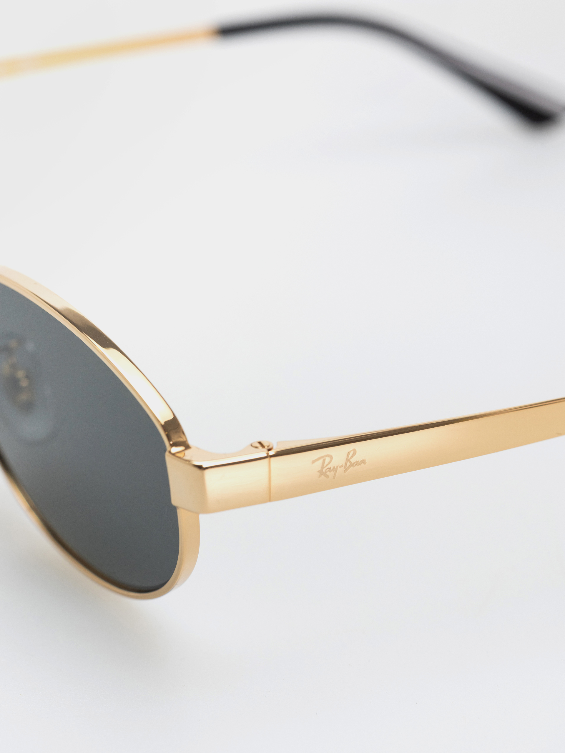 Napszemüvegek Ray-Ban Rb3774D (polerowany złoto arista/ciemnoszary)