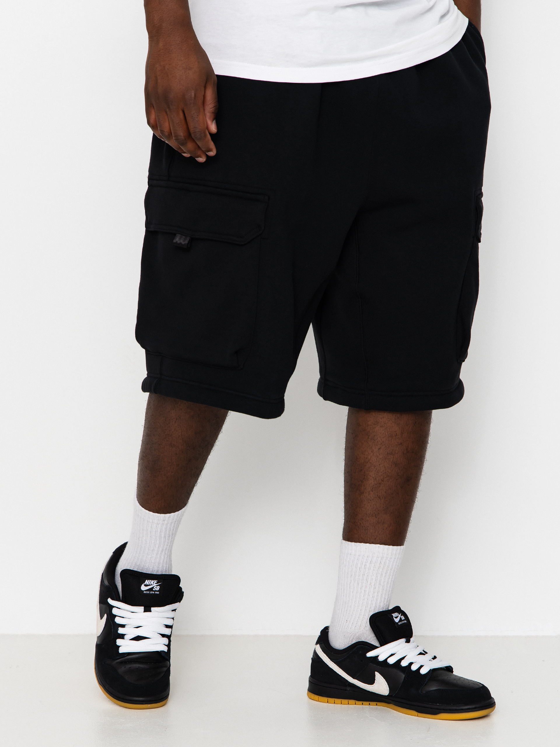 Nike SB Ishod Cargo Kisnadrág (black)