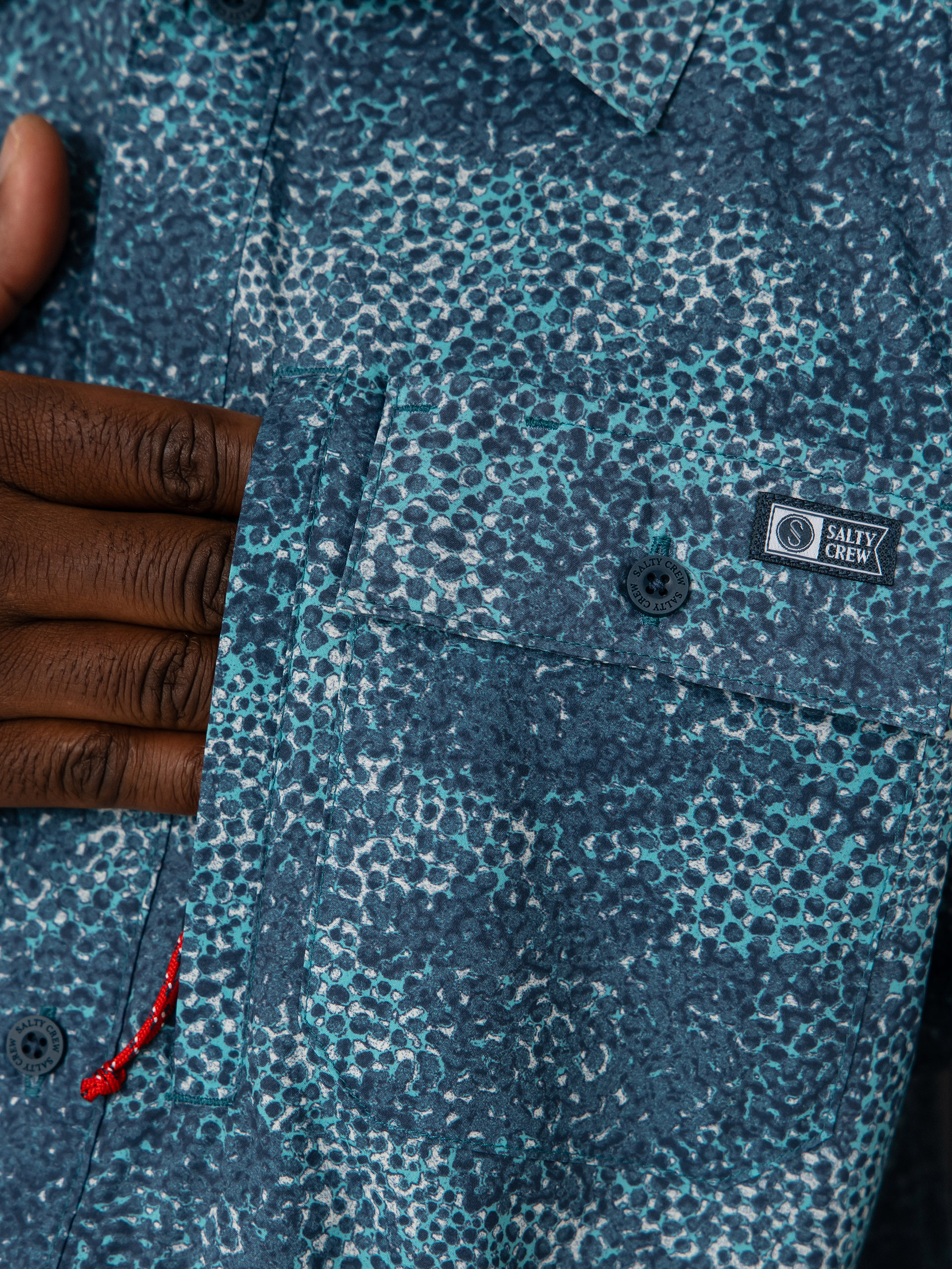 Ing Salty Crew Flagship Uv Button Up (dark navy)
