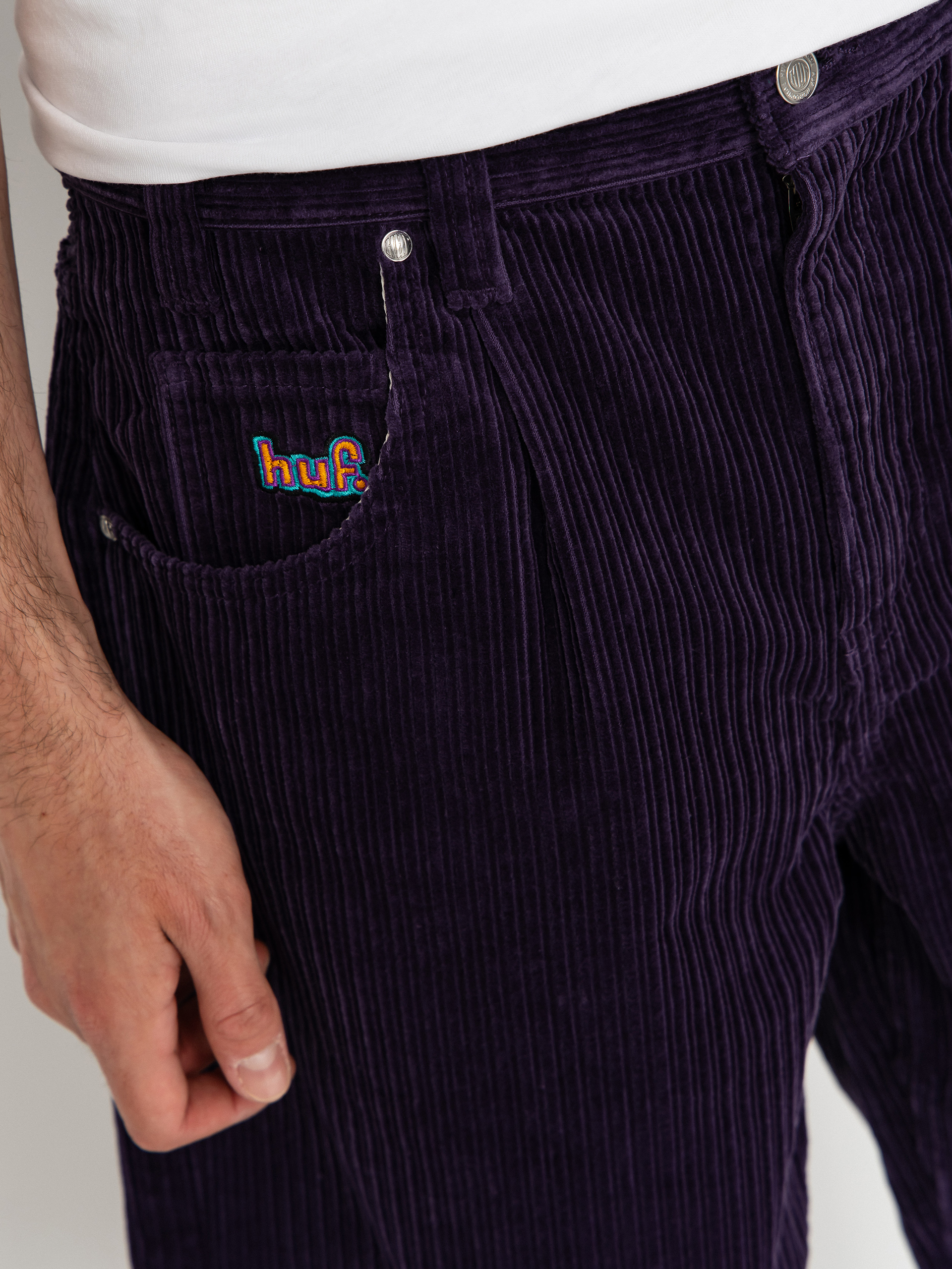 Rövidnadrág HUF Cromer Corduroy (dark berry)