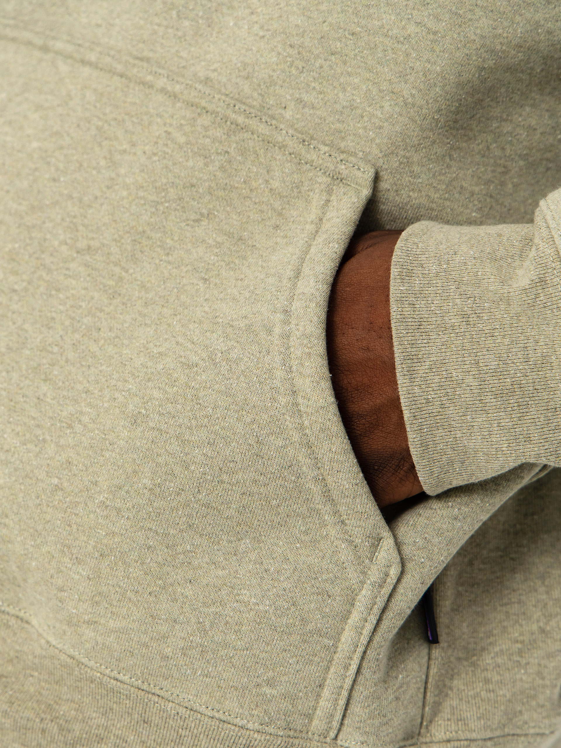 Patagonia P 6 Label Uprisal HD Kapucnis pulóver (gumtree green)