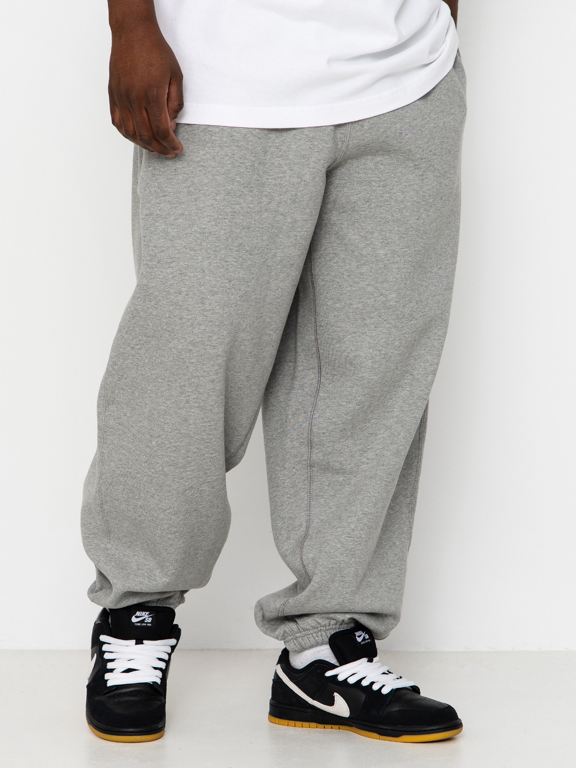Nike SB Solo Swoosh Kisnadrág (dk grey heather/lt smoke grey/white)