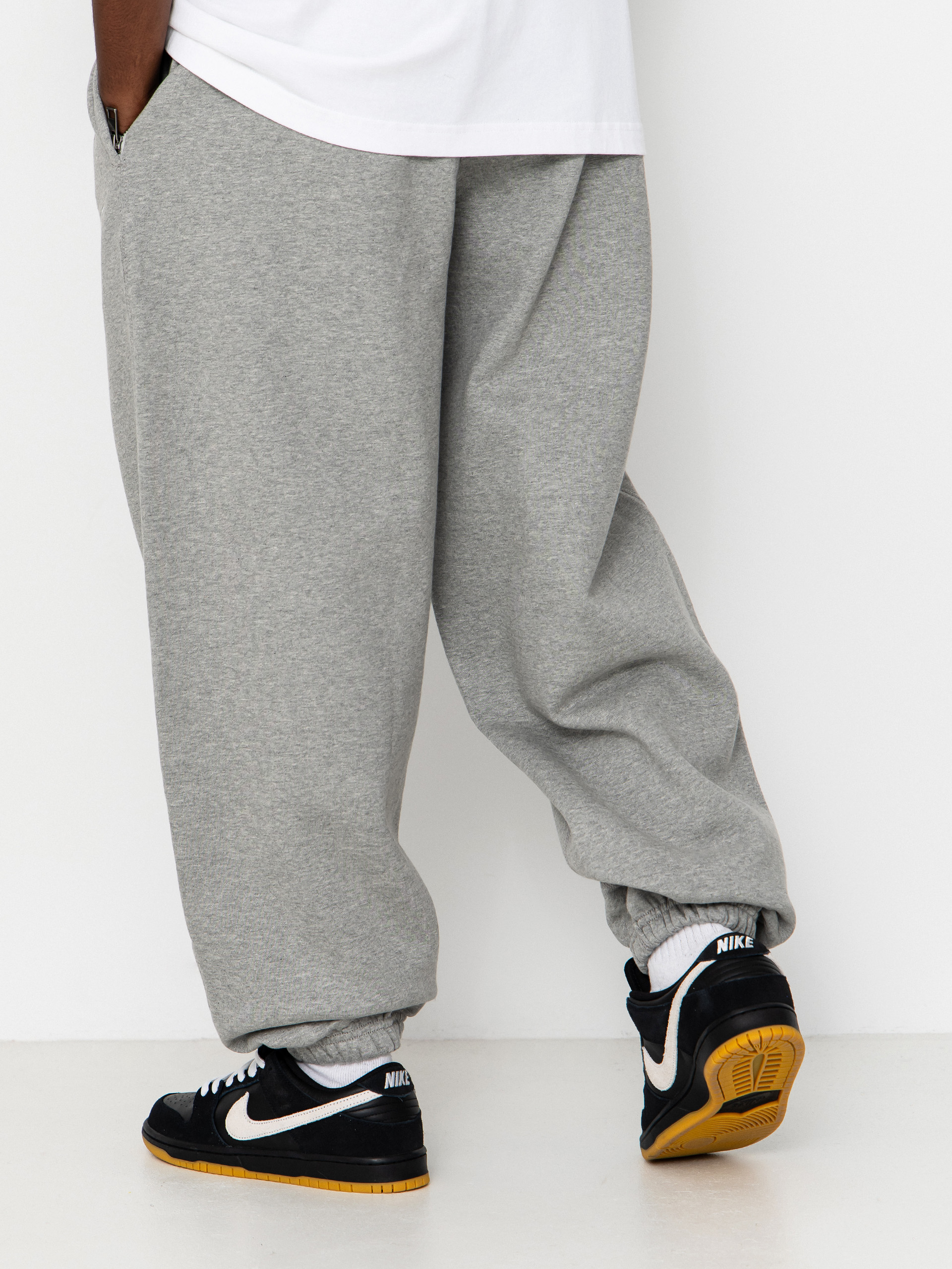 Nike SB Solo Swoosh Kisnadrág (dk grey heather/lt smoke grey/white)