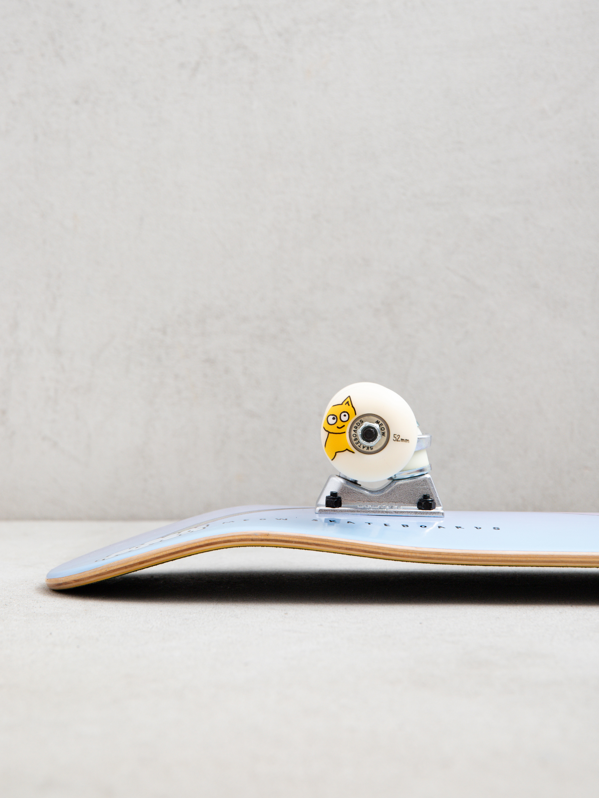 Meow Skateboards Over The Rainbow Komplett gördeszka (fade)