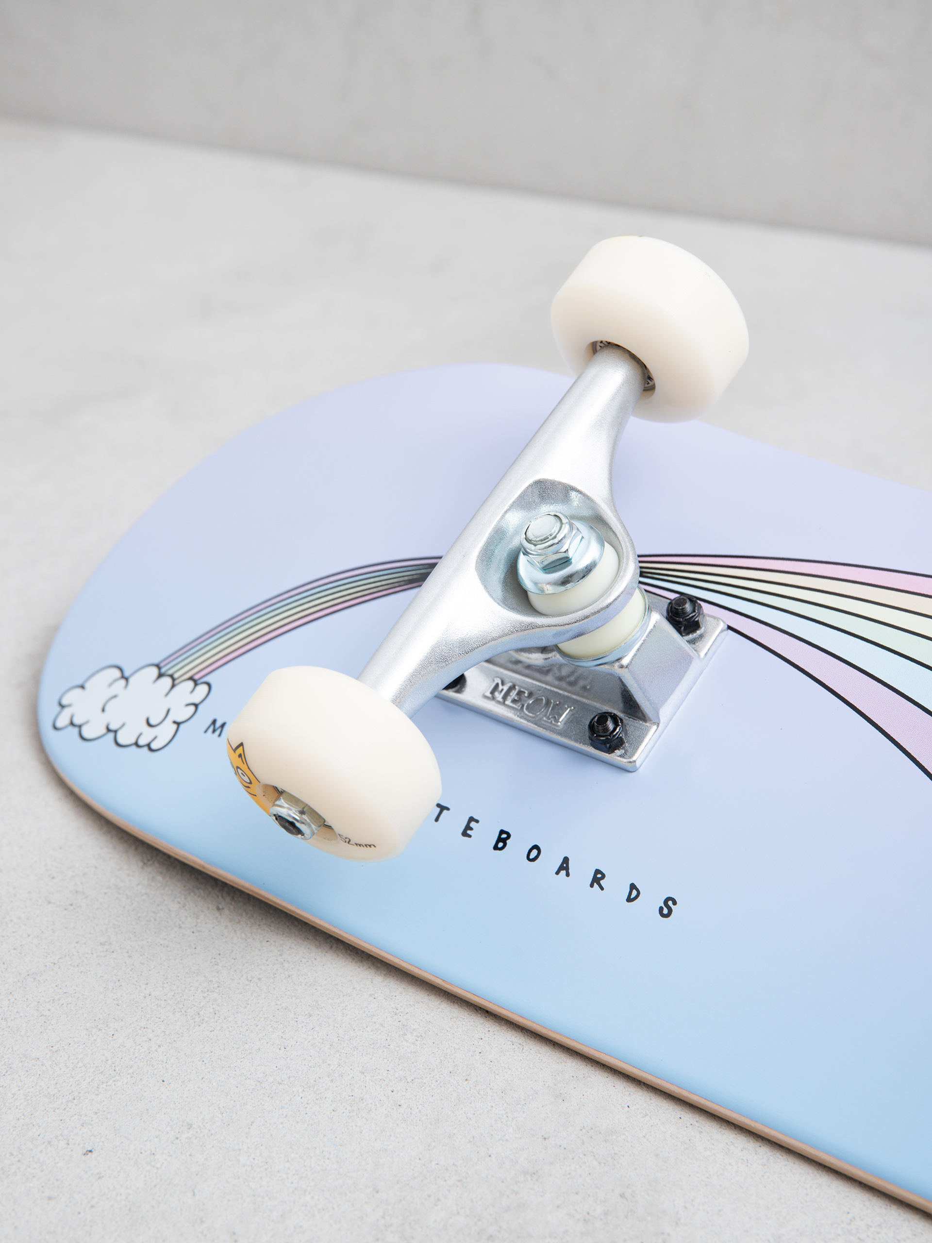 Meow Skateboards Over The Rainbow Komplett gördeszka (fade)