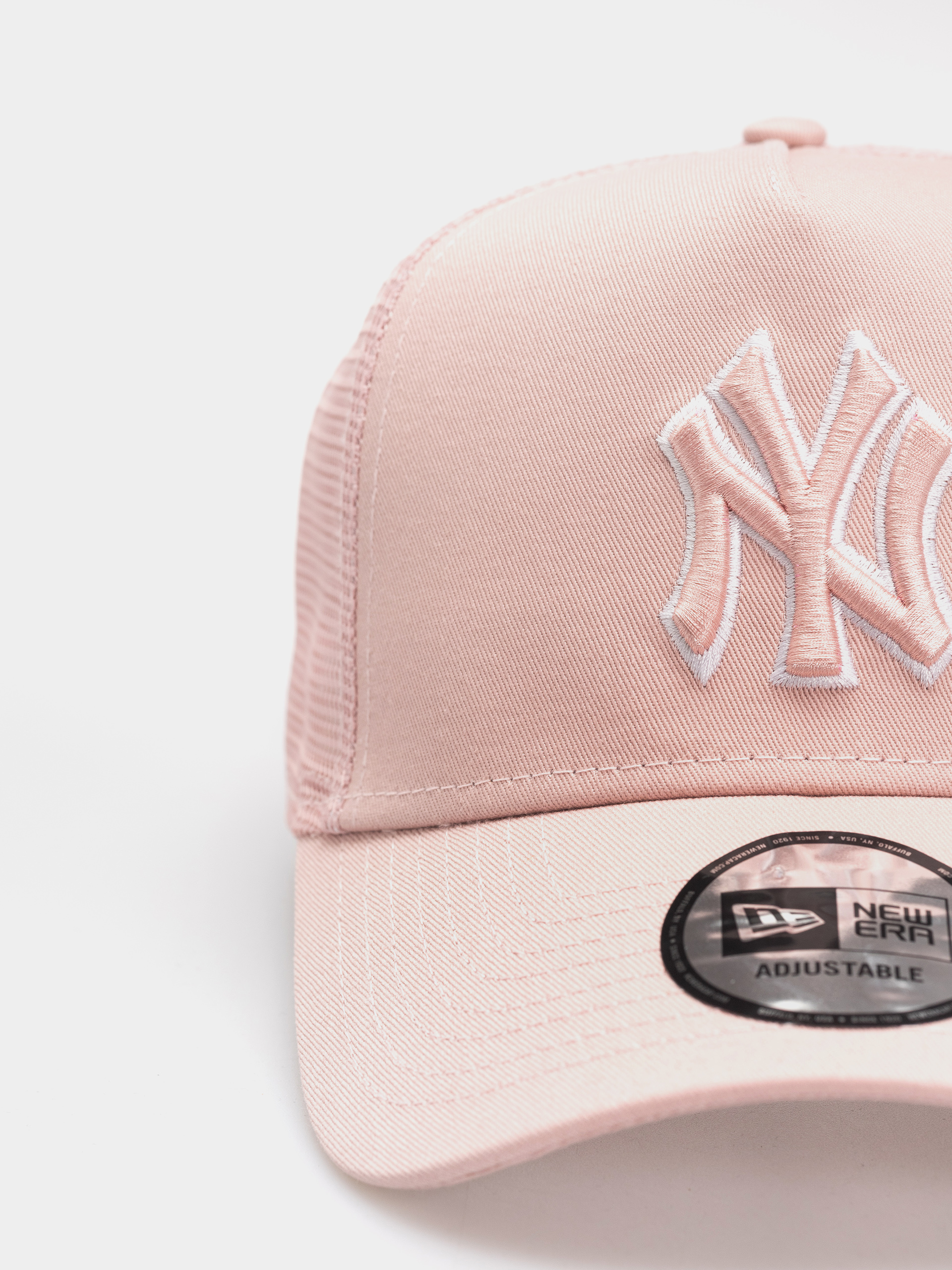 Baseball sapka New Era Outline Trucker New York Yankees (pink)