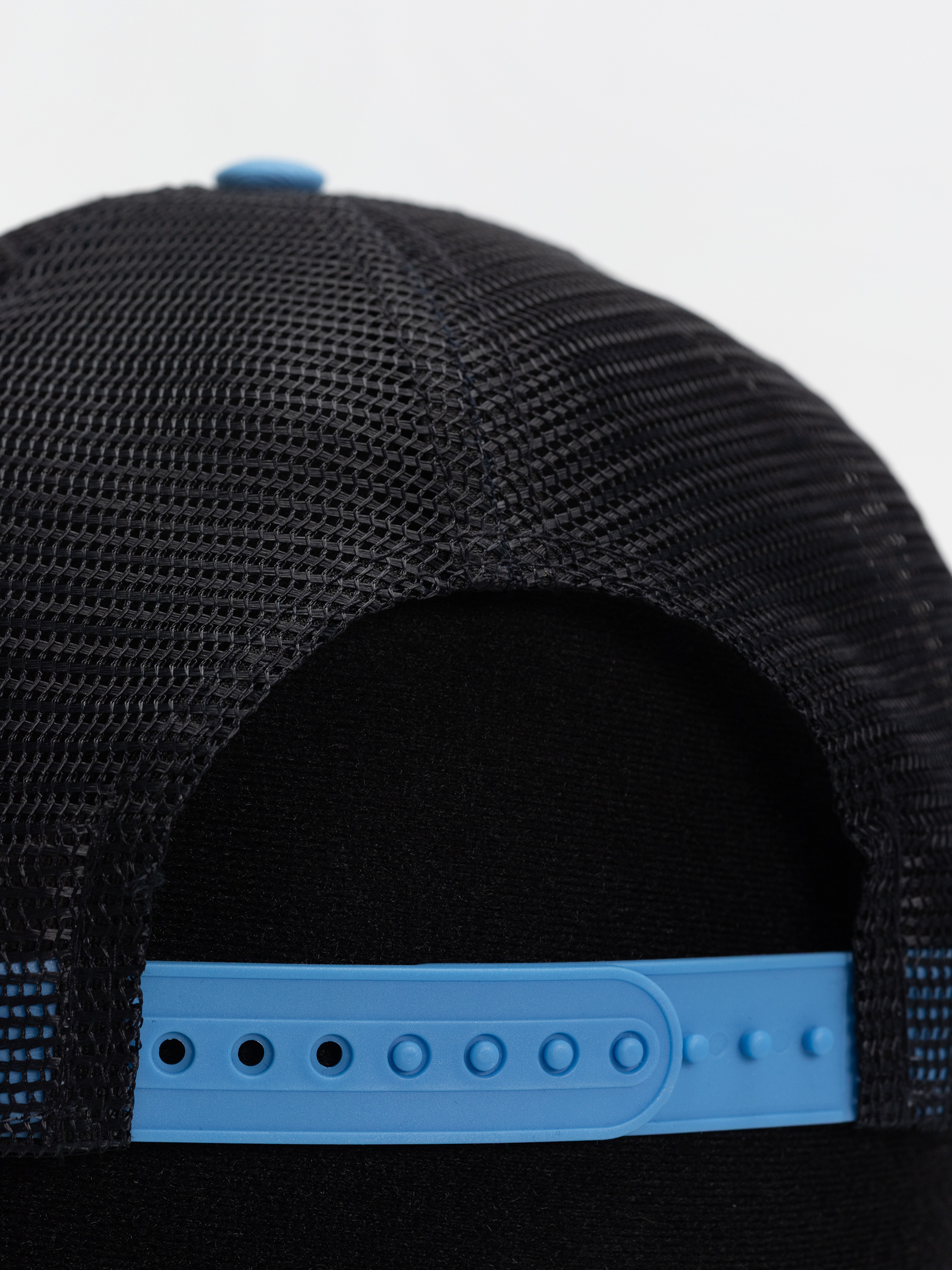 Baseball sapka New Era Location Patch Trucker (blue/white)