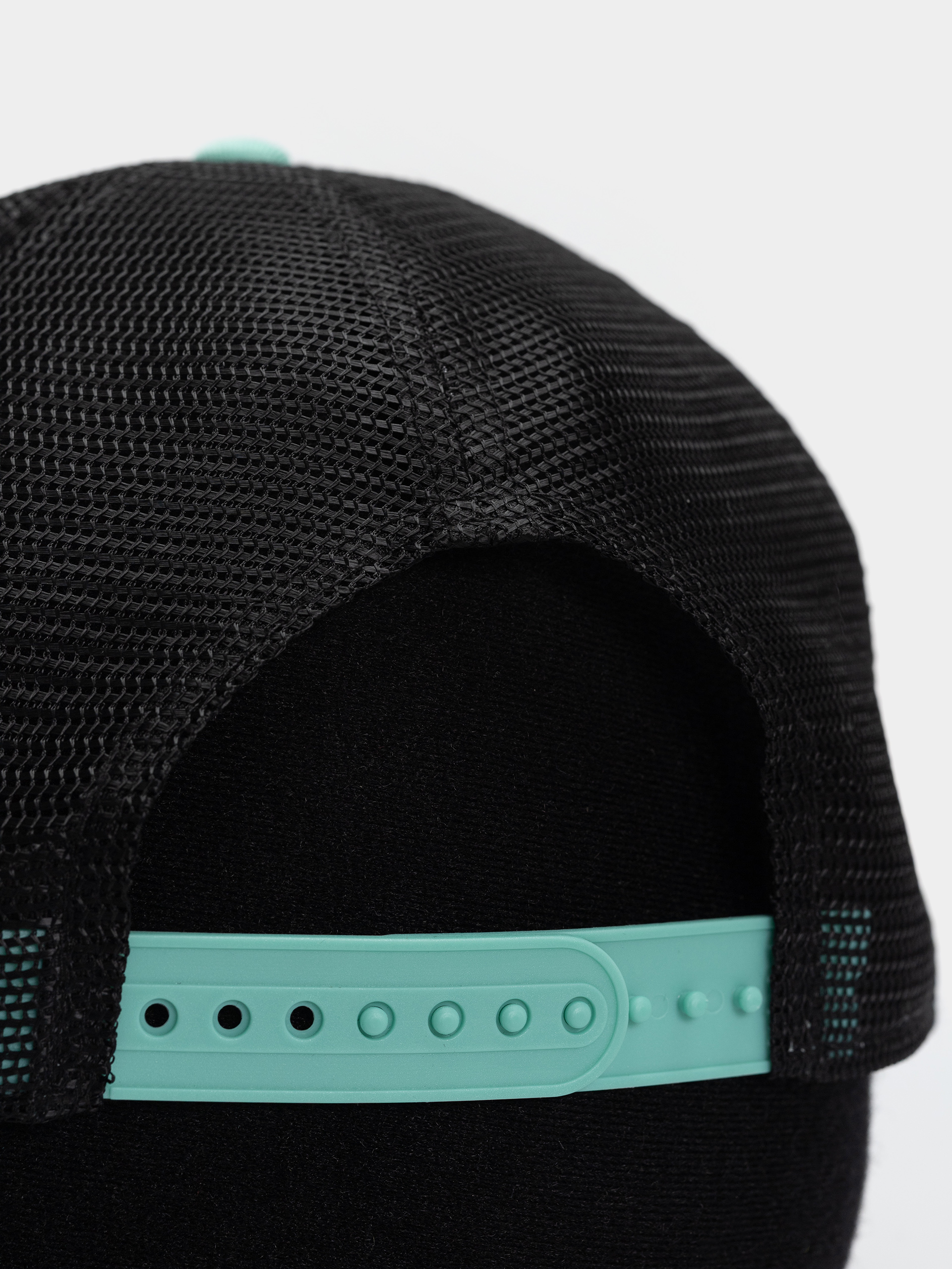 Baseball sapka New Era Location Patch Trucker (green/white)