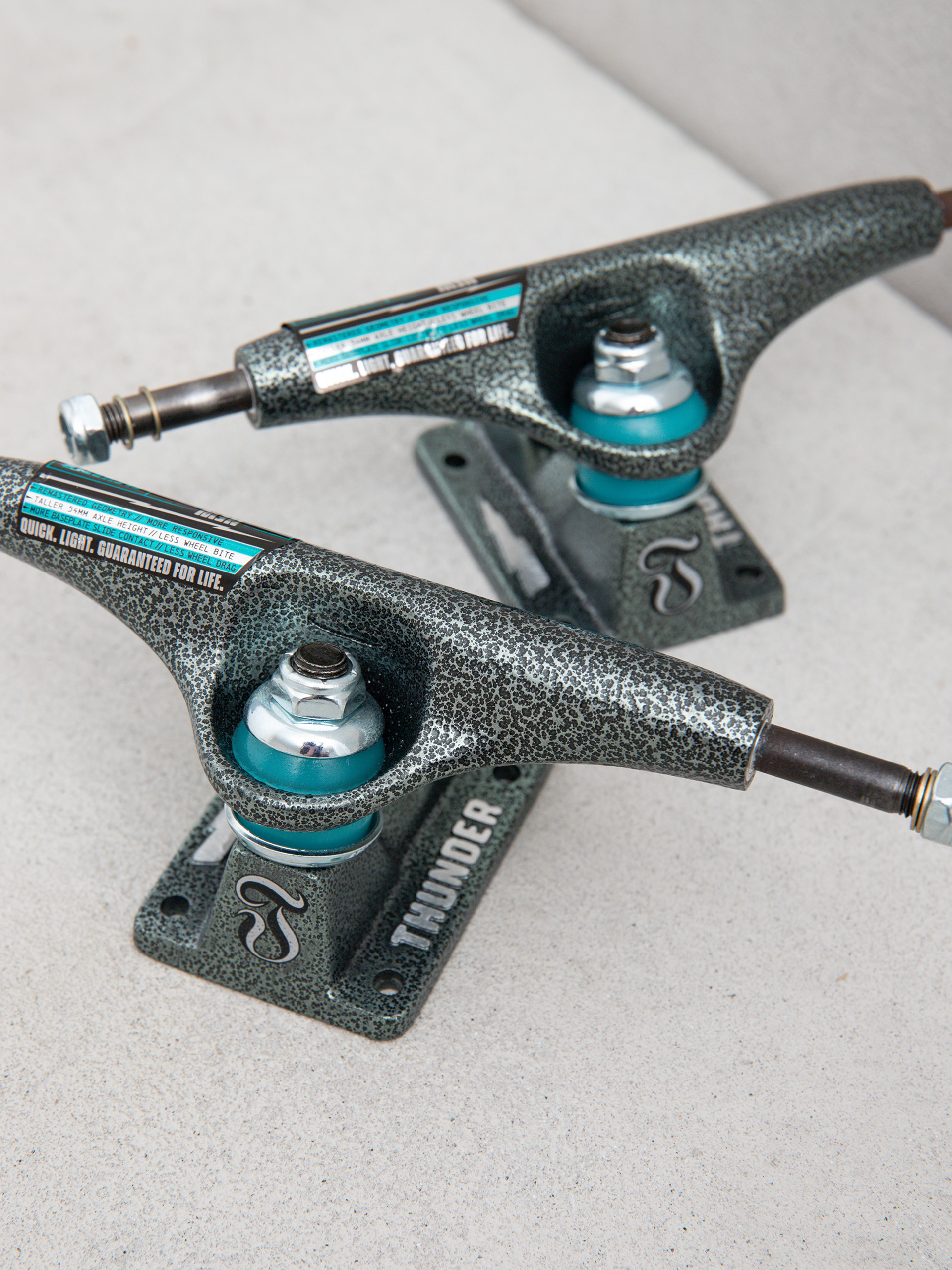 Thunder Team T II Leviathan Gördeszka felfüggesztés (black/teal)