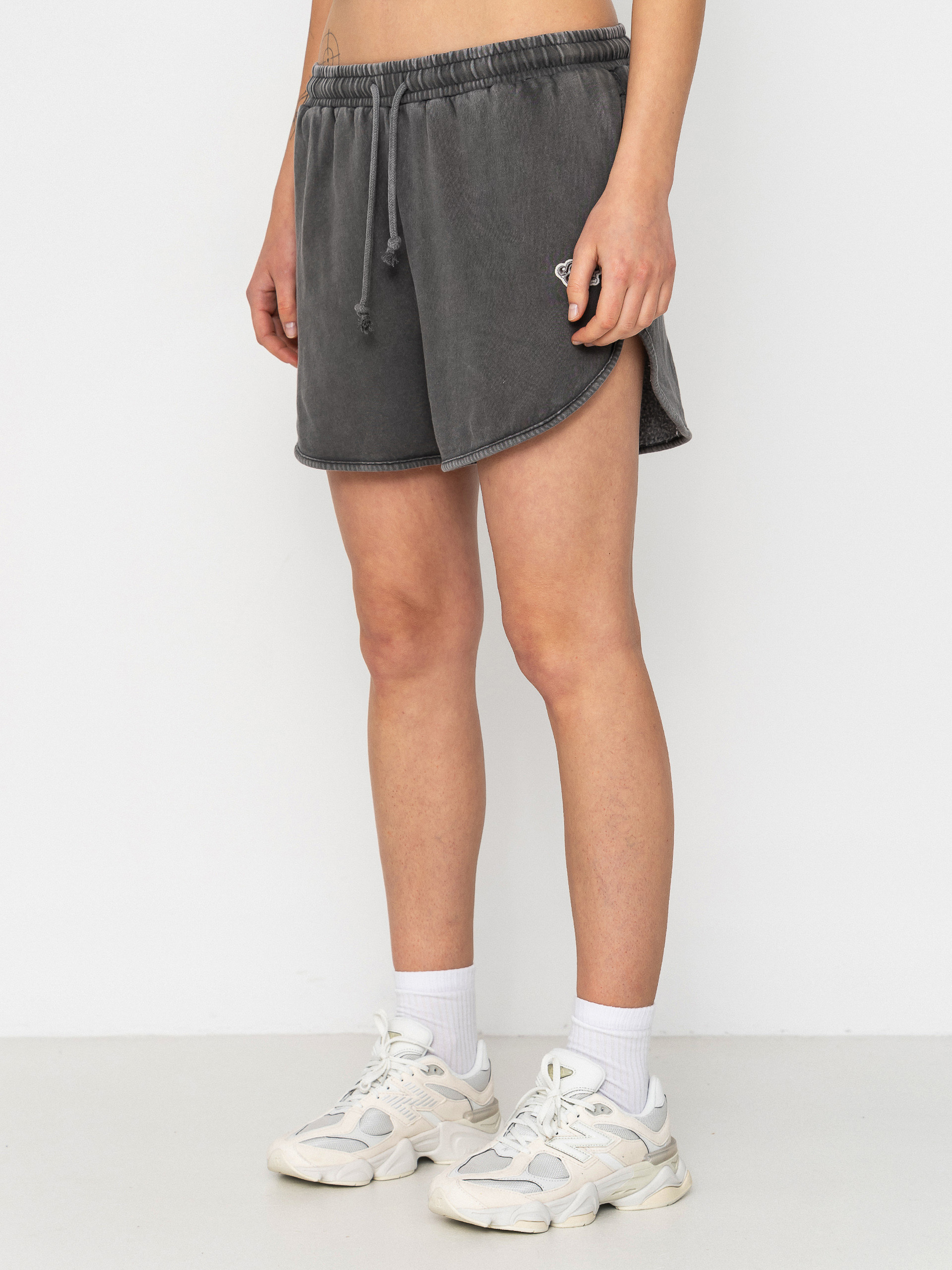Rövidnadrág Santa Cruz Groovy Stack Wmn (grey wash)
