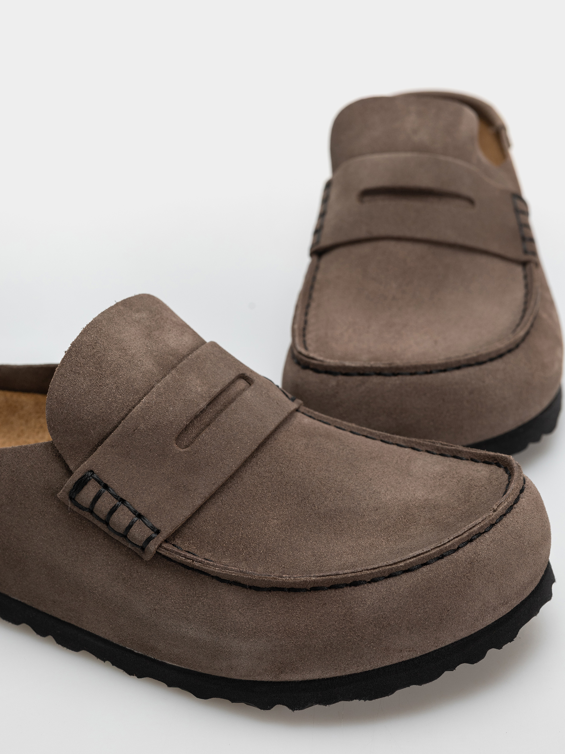 Birkenstock Naples Wrapped Suede Leather Regular Flip-flop papucsok (concrete gray)