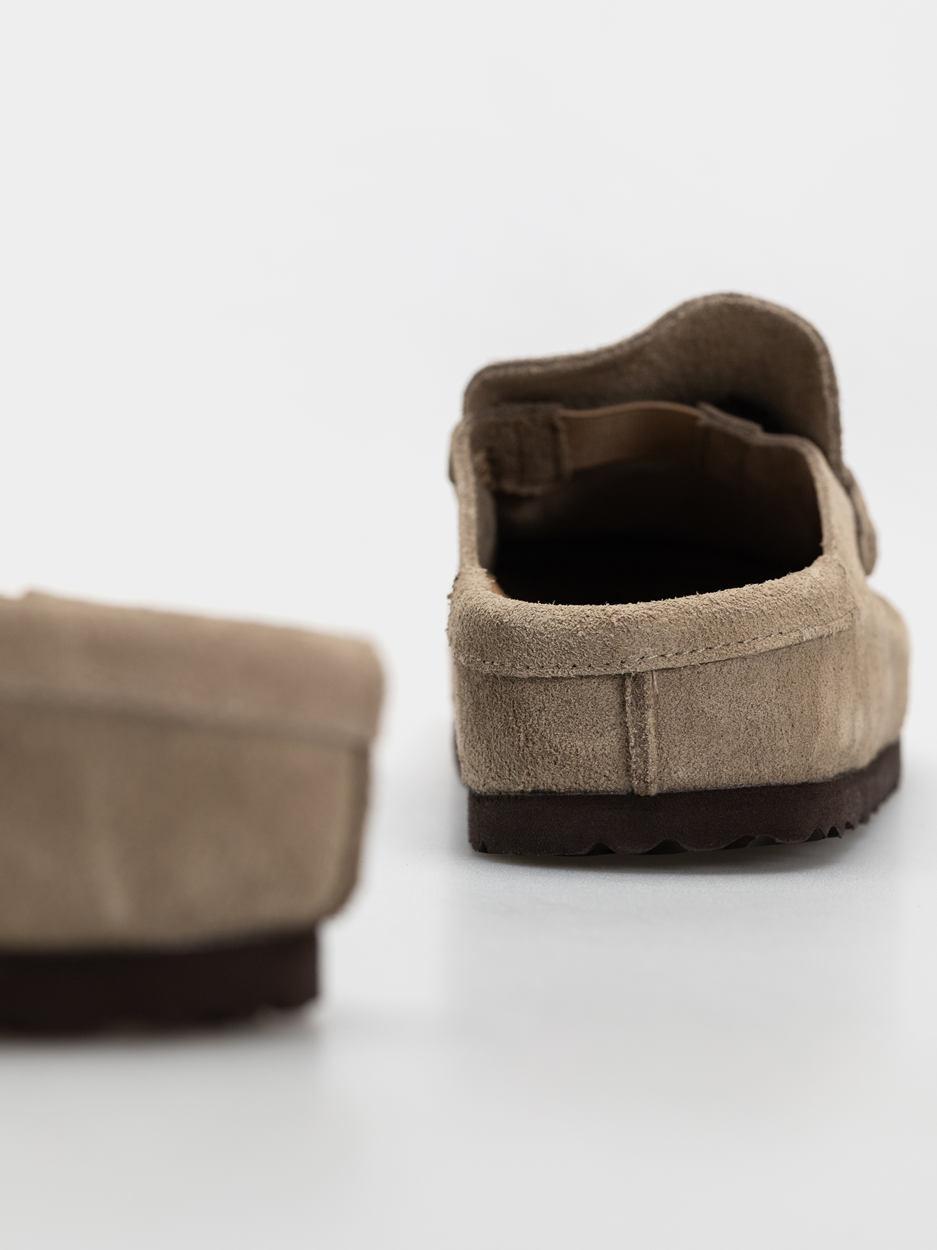 Birkenstock Naples Wrapped Suede Leather Narrow Flip-flop papucsok (taupe)
