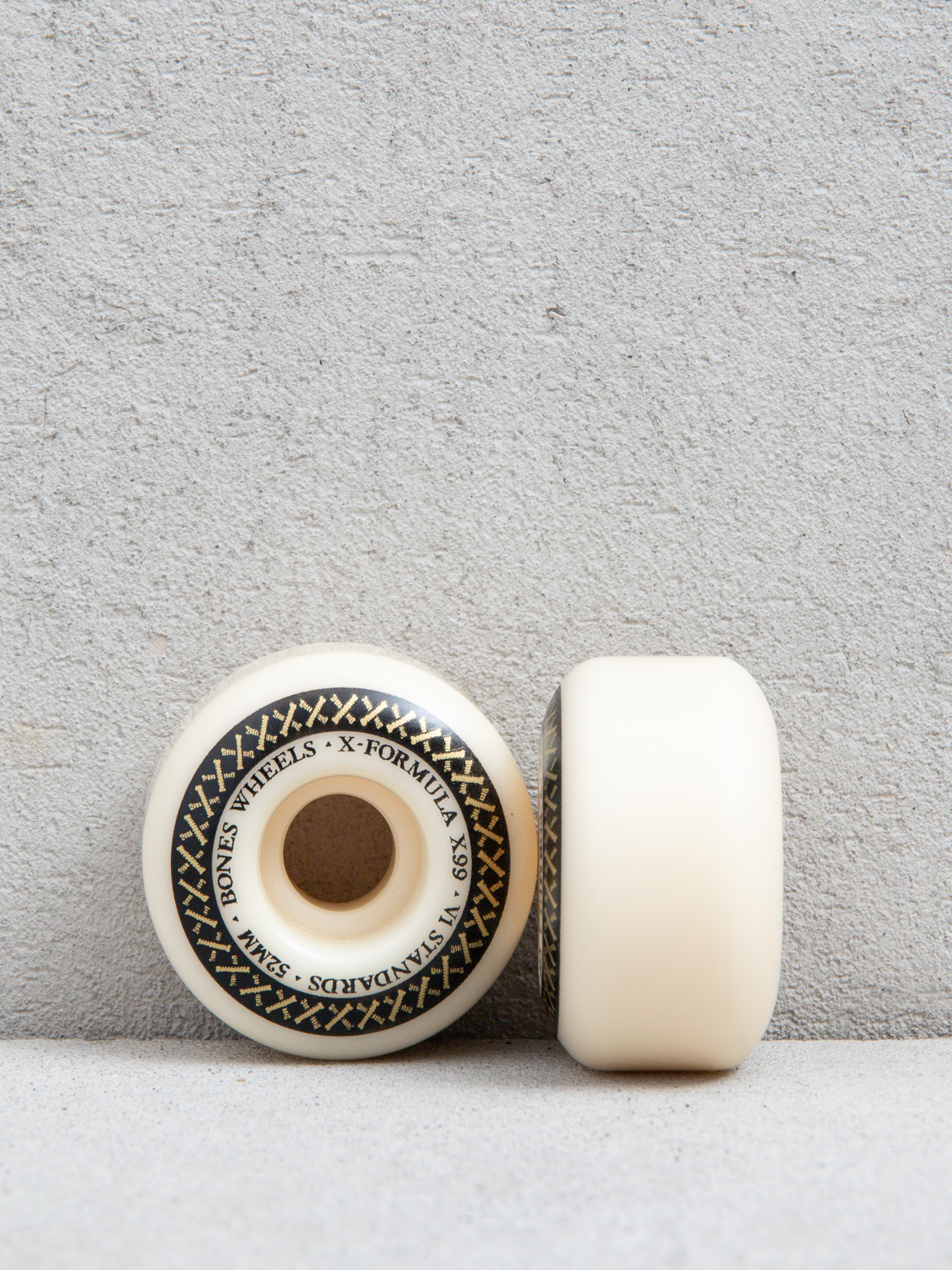 Gördeszka kerék Bones X Formula V1 Standard 99A