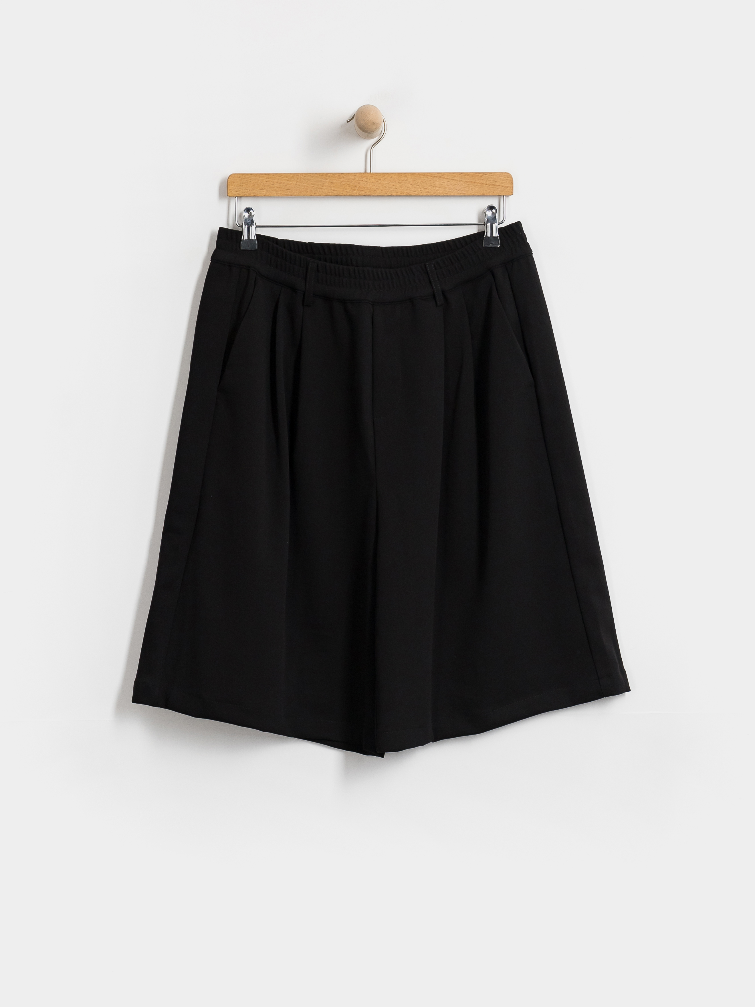 Wasted Paris Pleated Rövidnadrág (black)