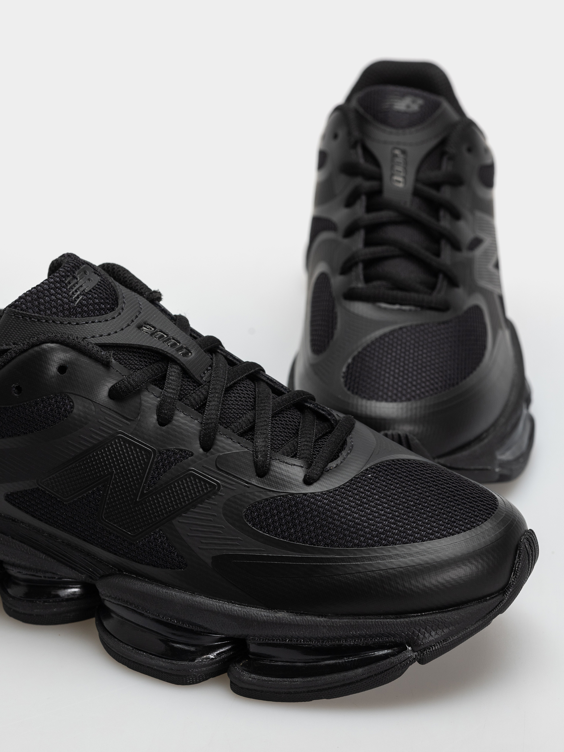 New Balance 2000 Cipők (black/white)