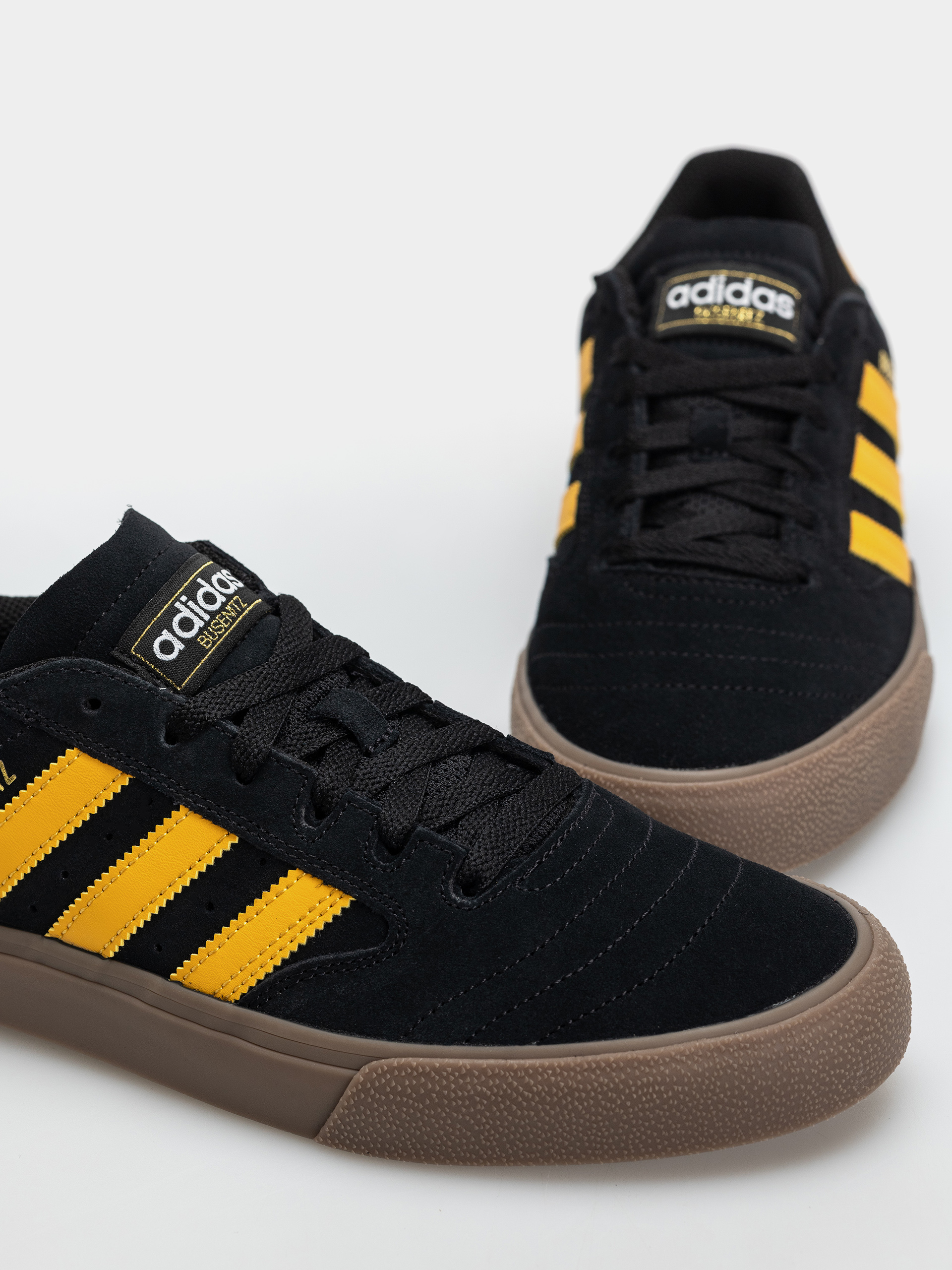 adidas Busenitz Vulc II Cipők (cblack/preyel/gum4)