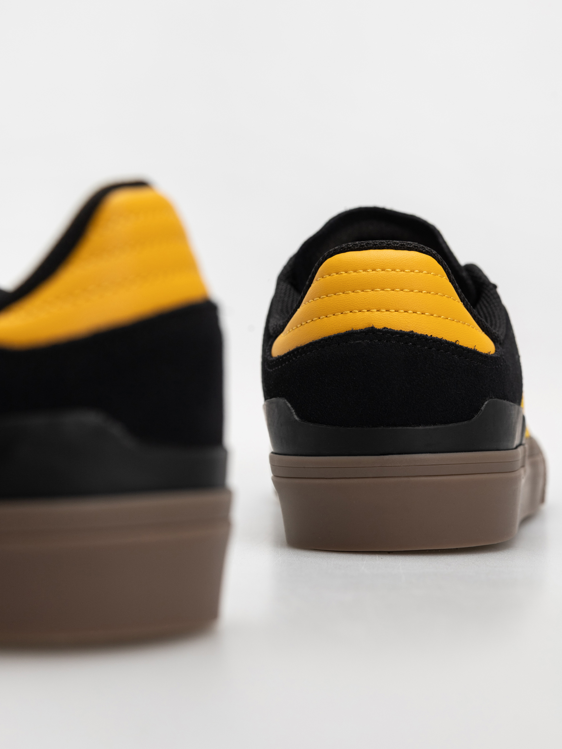 adidas Busenitz Vulc II Cipők (cblack/preyel/gum4)