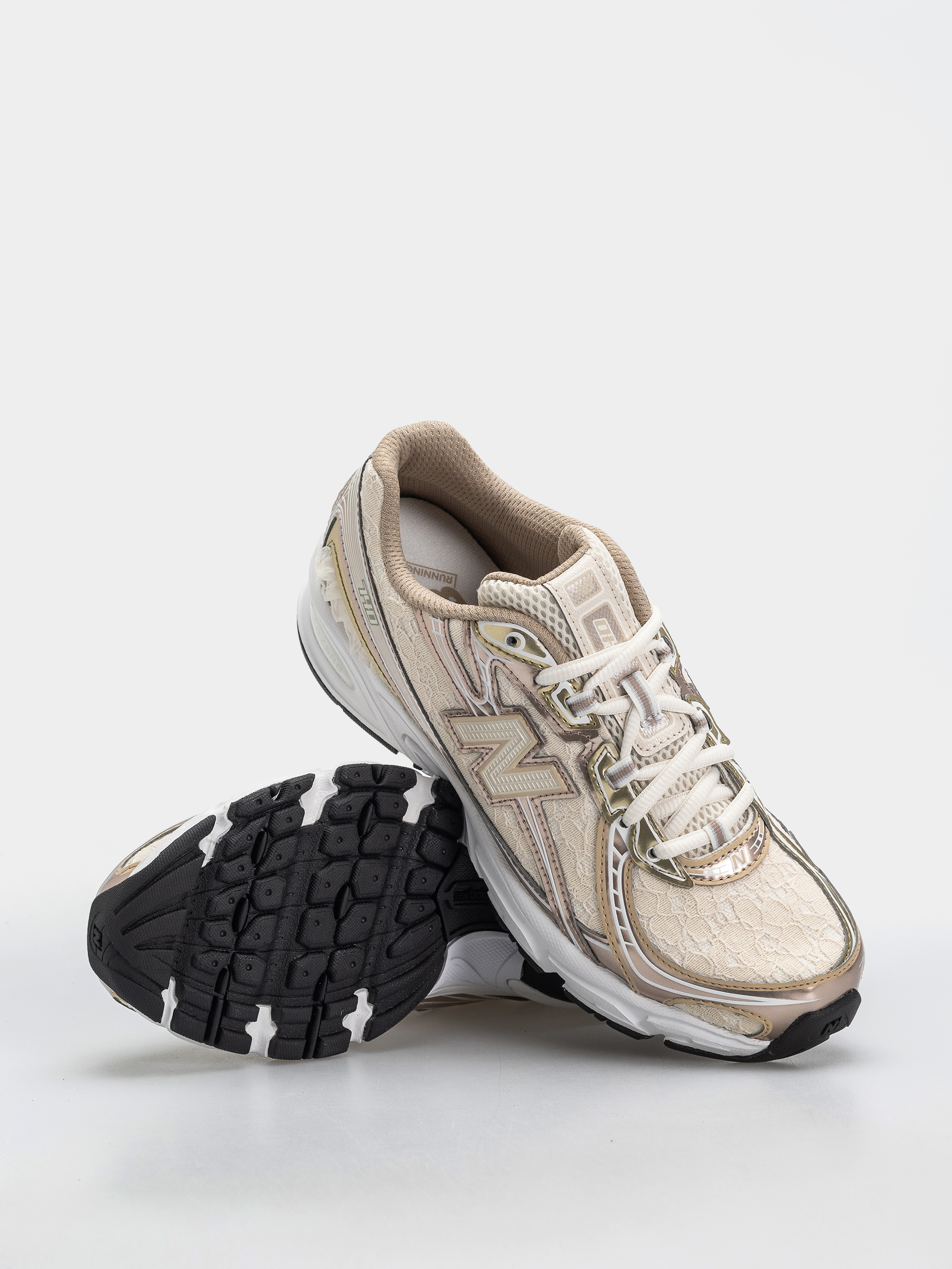 New Balance 740 Cipők (sea salt/silver metallic)