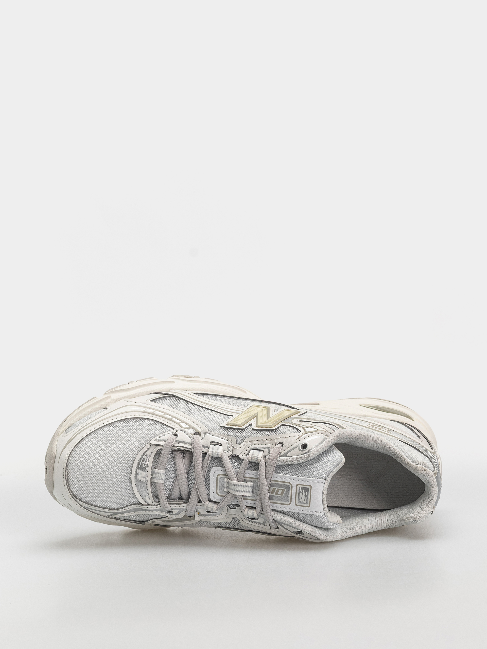New Balance 740 Cipők (white/silver metallic)