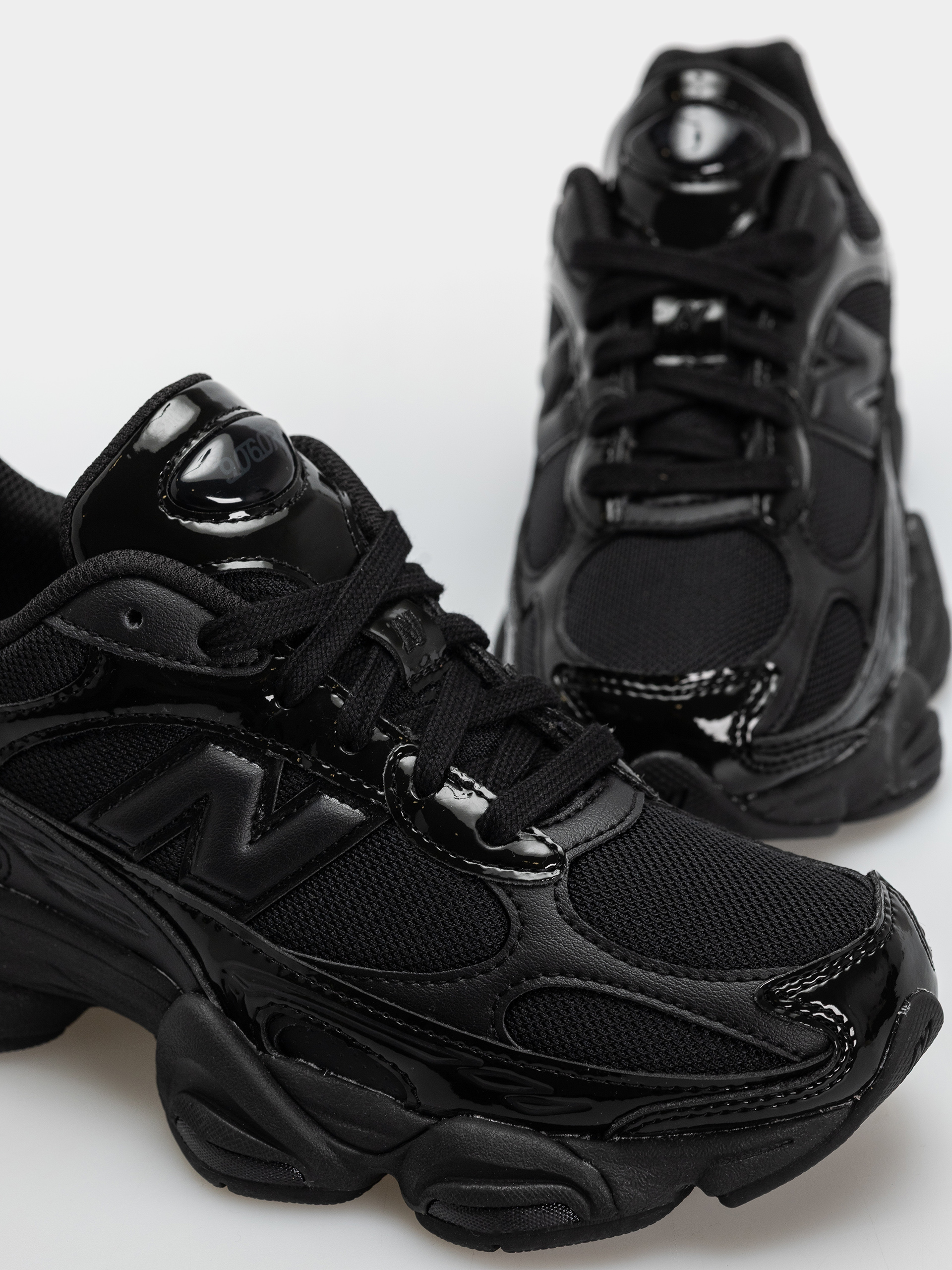 New Balance 9060 Cipők (black/black)